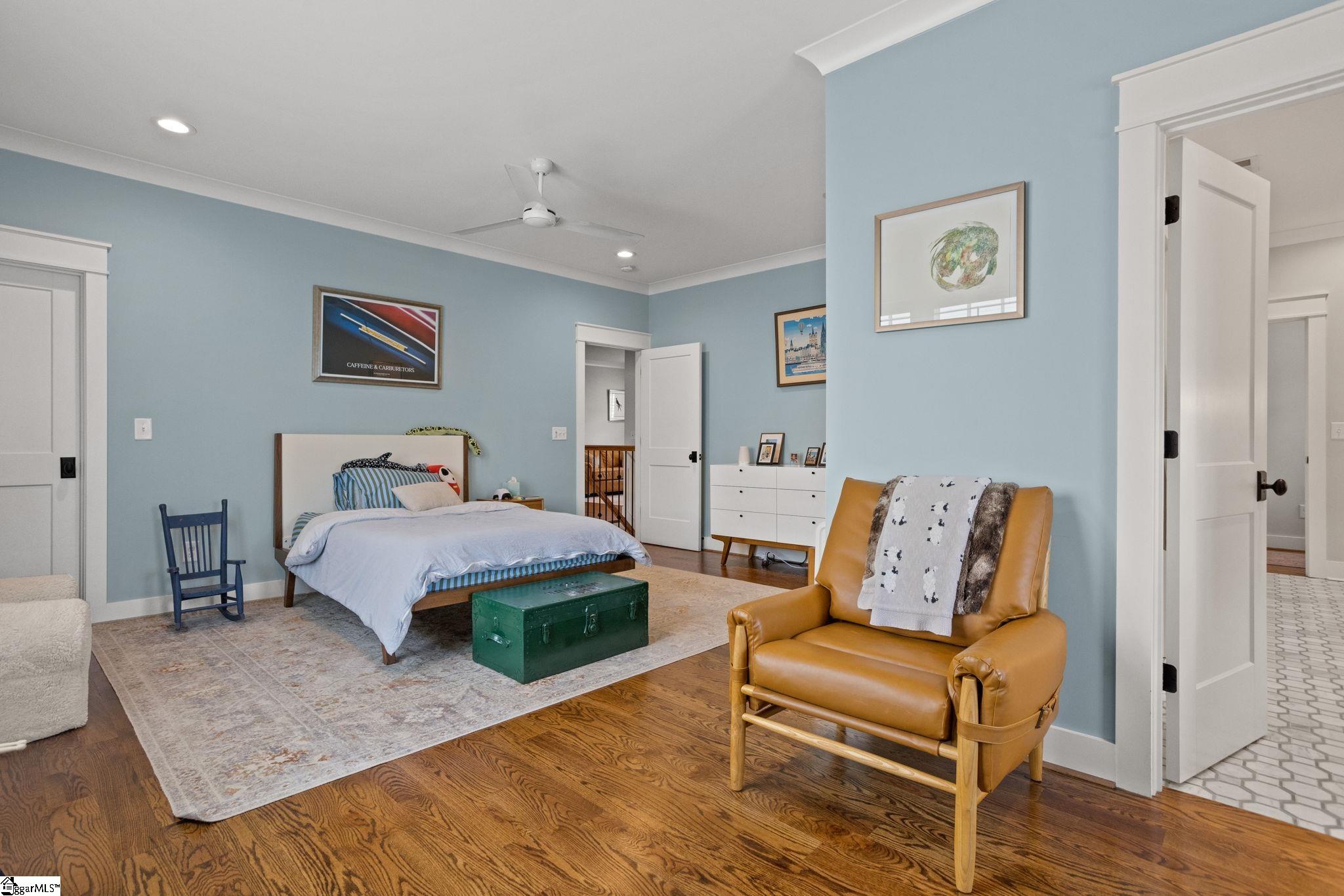 110 Newman Street Property Photo 38