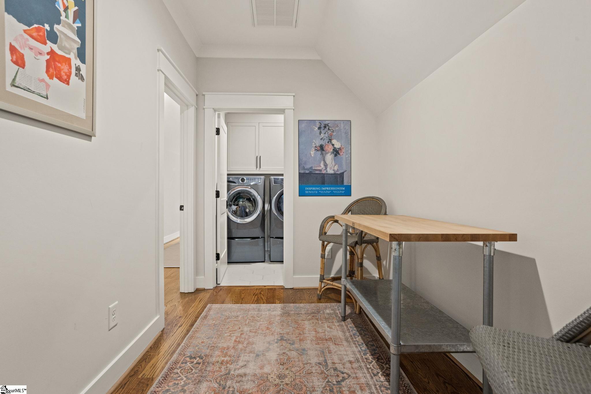 110 Newman Street Property Photo 45