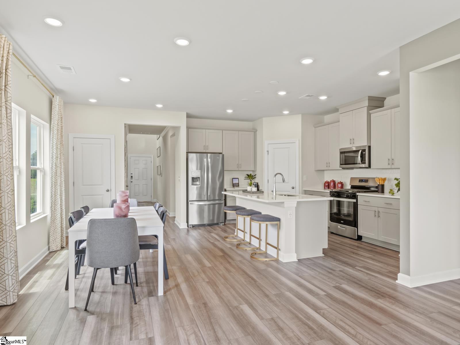 997 Penfold Pointe Property Photo 10