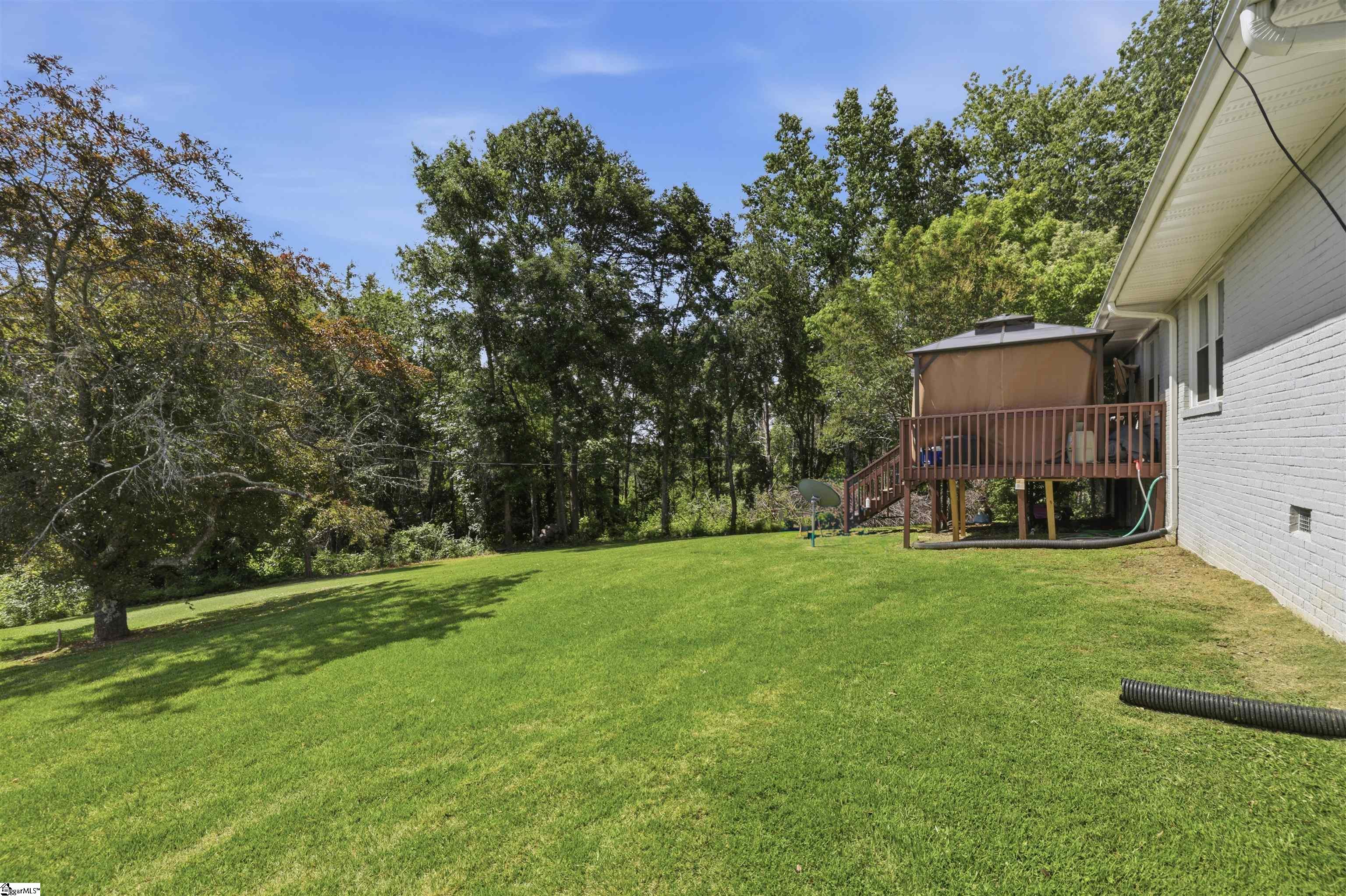 196 Raines Road Property Photo 7