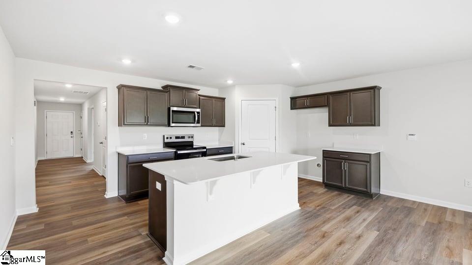 944 Kerwood Street Property Photo 12