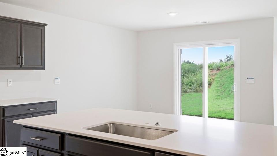 944 Kerwood Street Property Photo 15