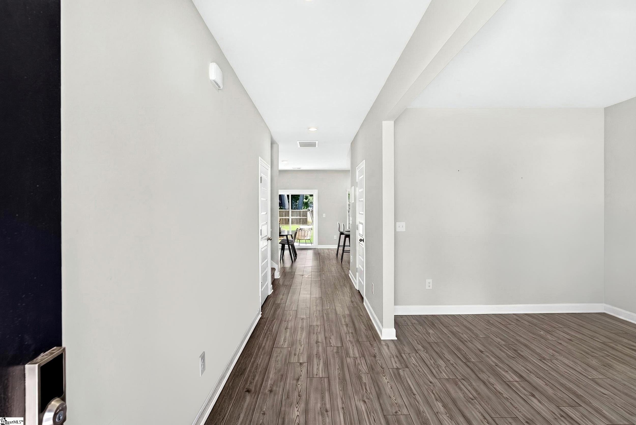 117 Mainsail Way Property Photo 4