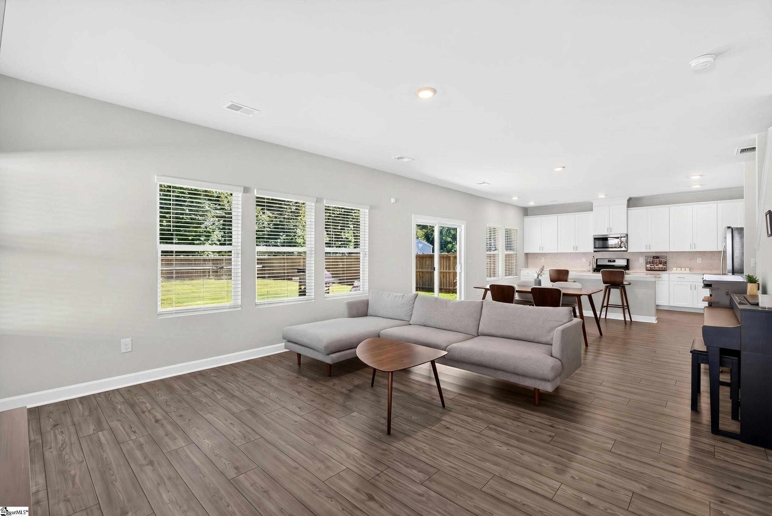 117 Mainsail Way Property Photo 12