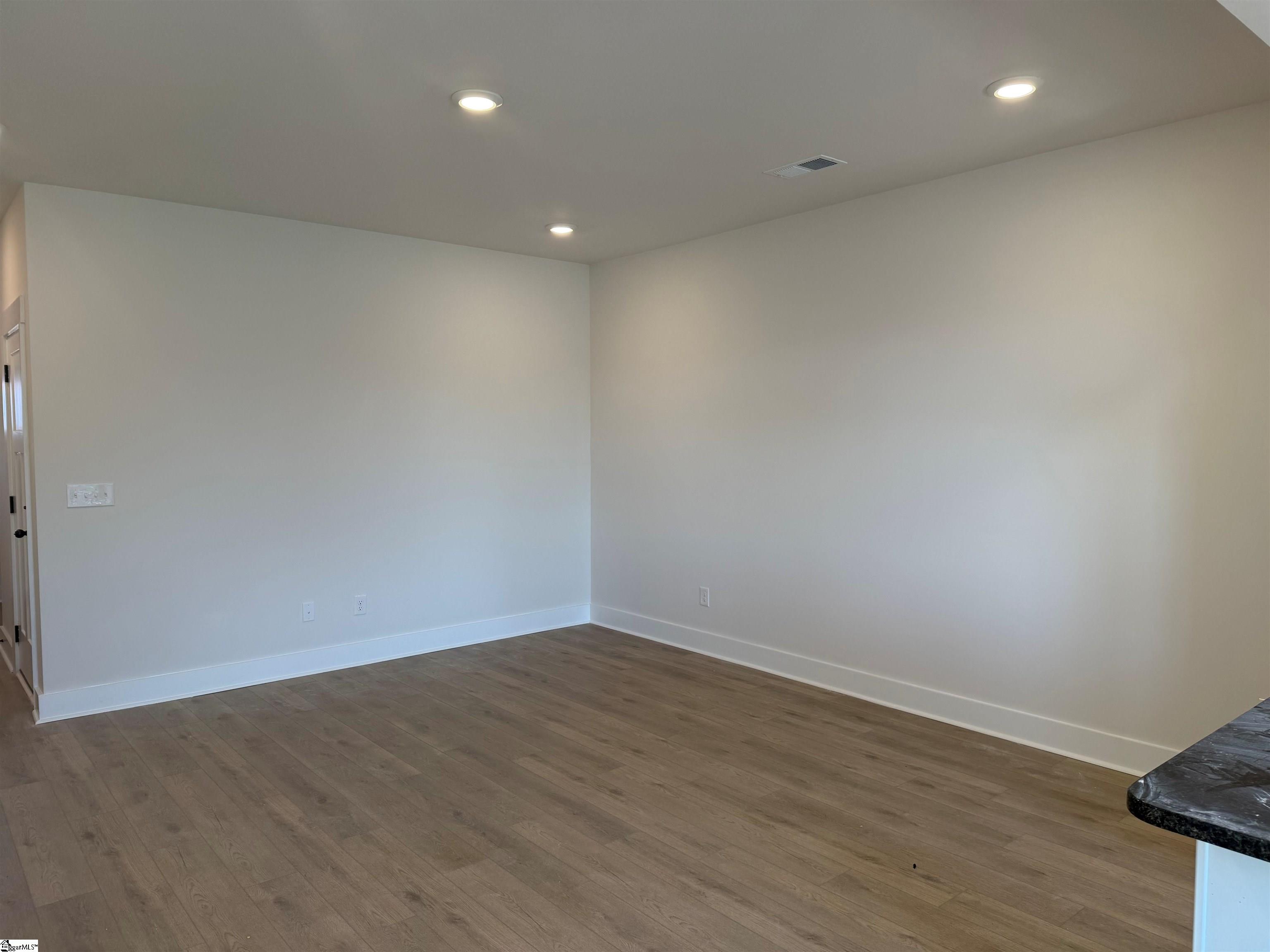 404 Alicat Drive Property Photo 6