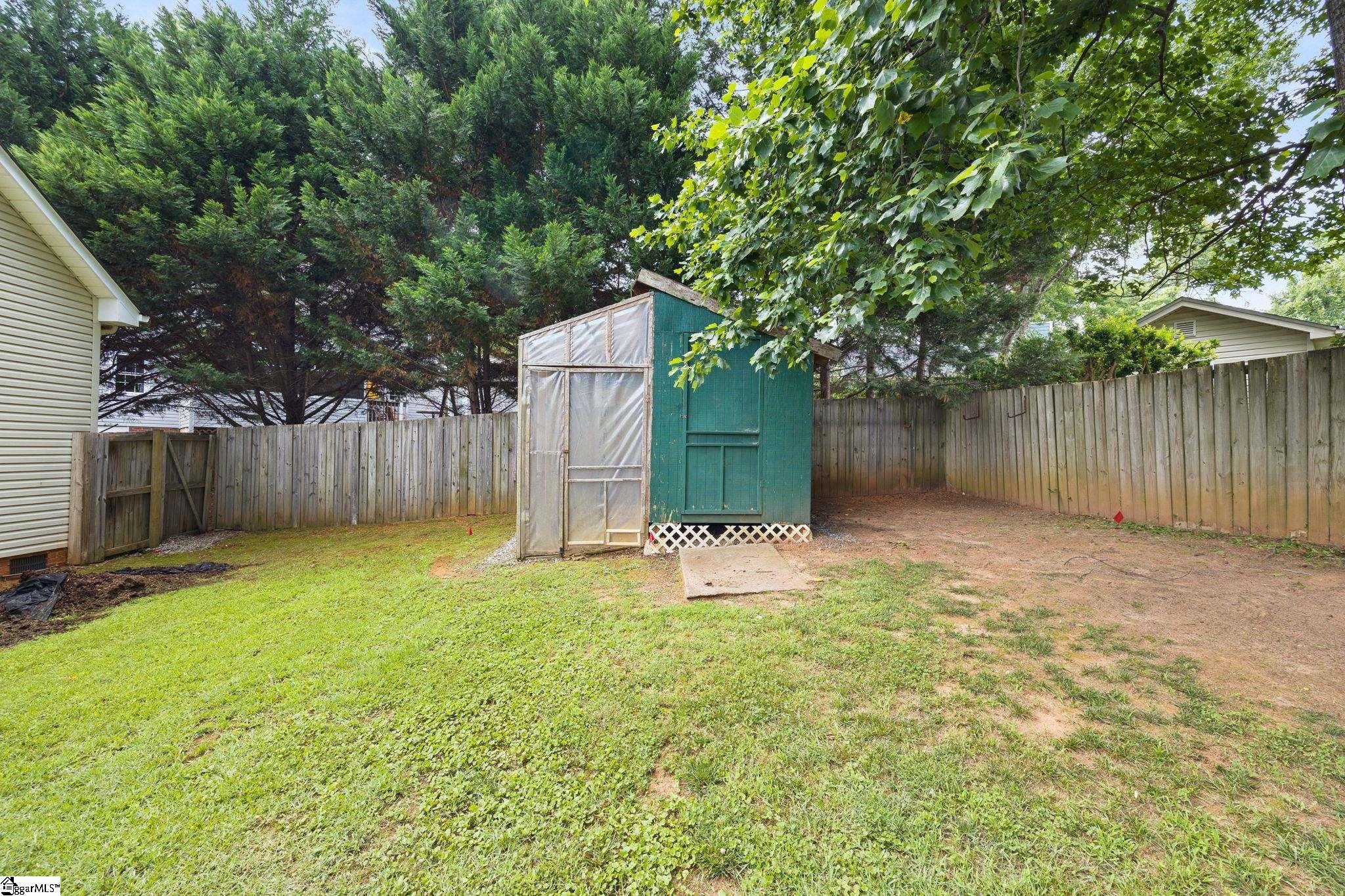 103 Harpers Ferry Court Property Photo 32