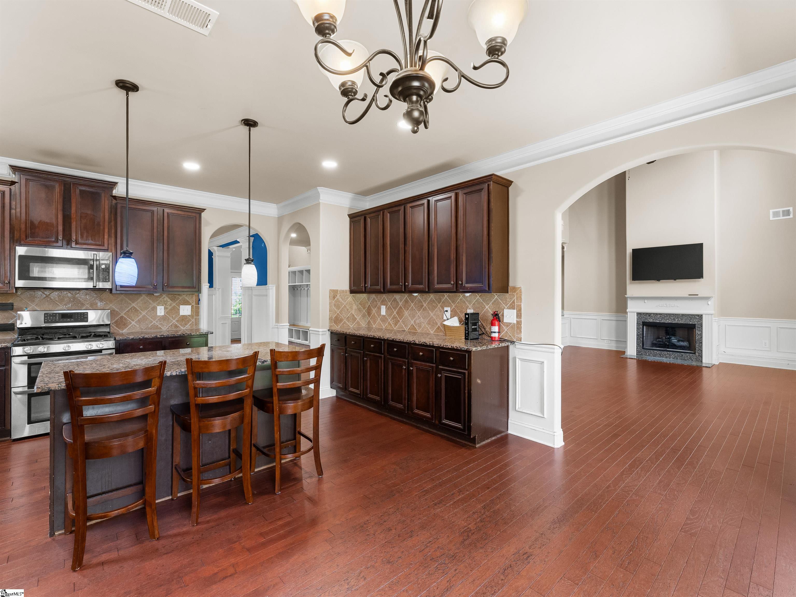 135 Creek Shoals Drive Property Photo 19