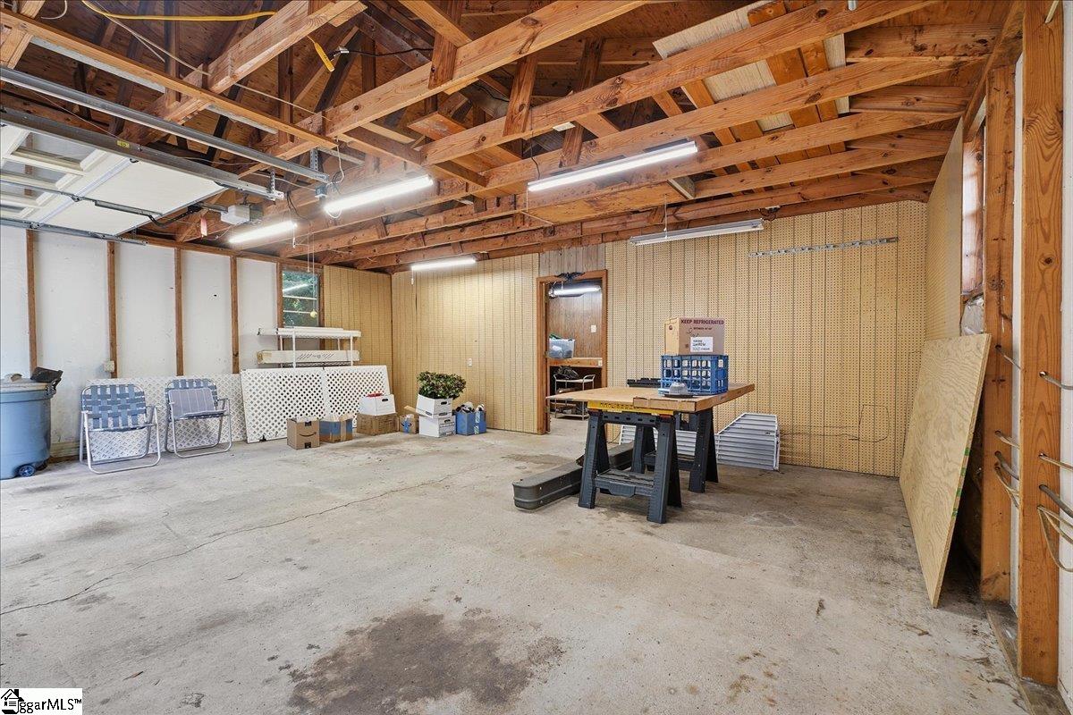 31 Blackburn Street Property Photo 46