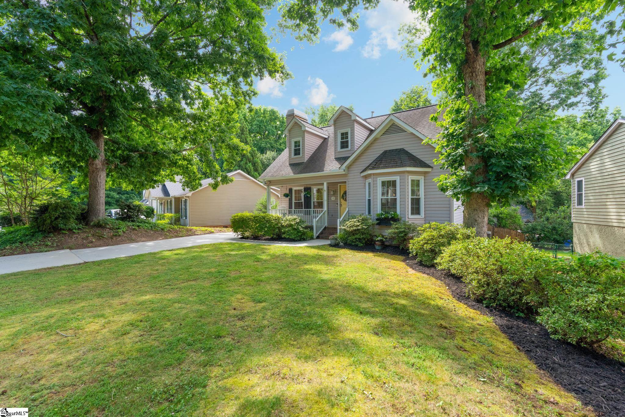 1031 Summit Drive Property Photo 3