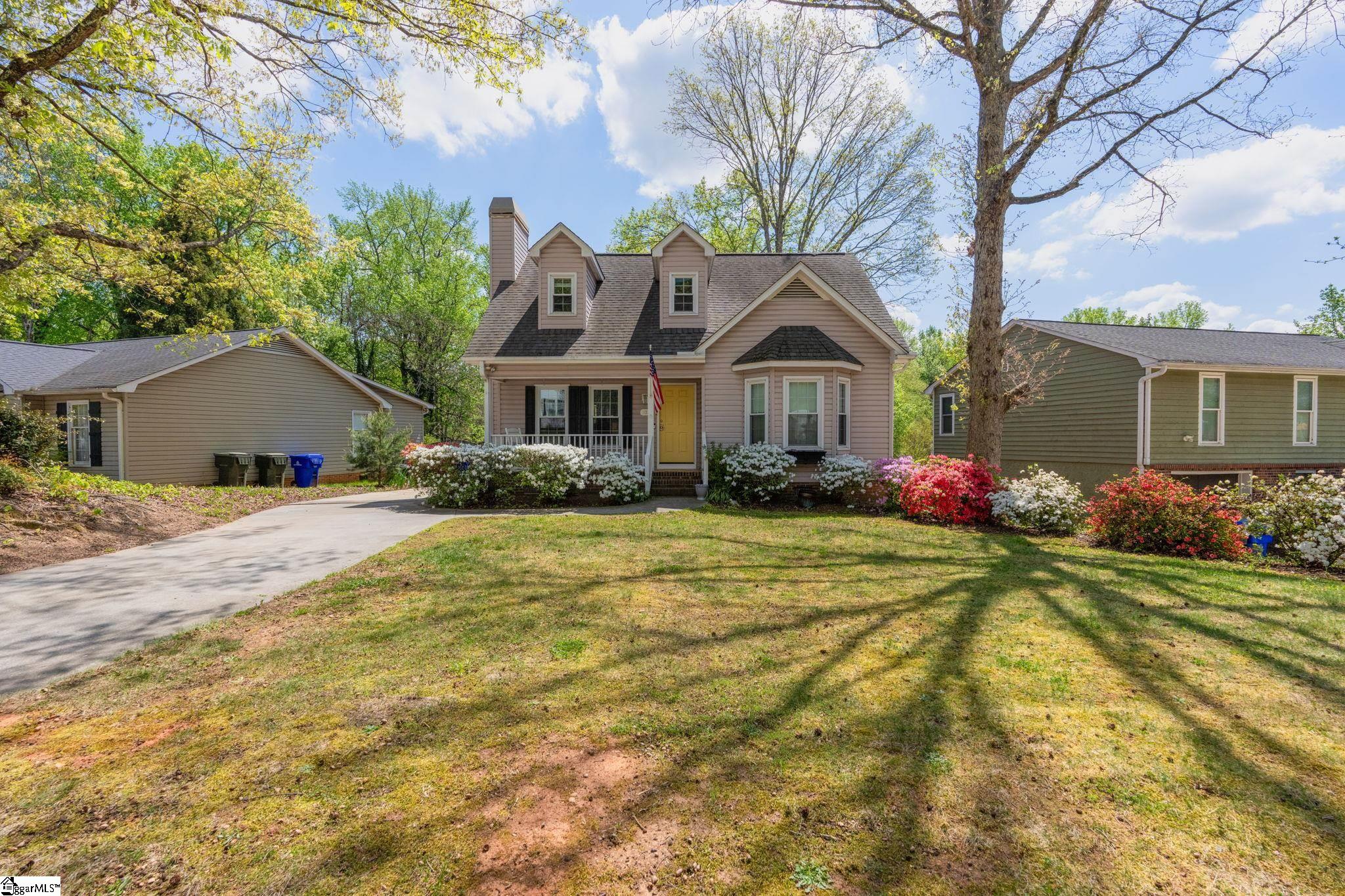 1031 Summit Drive Property Photo 4