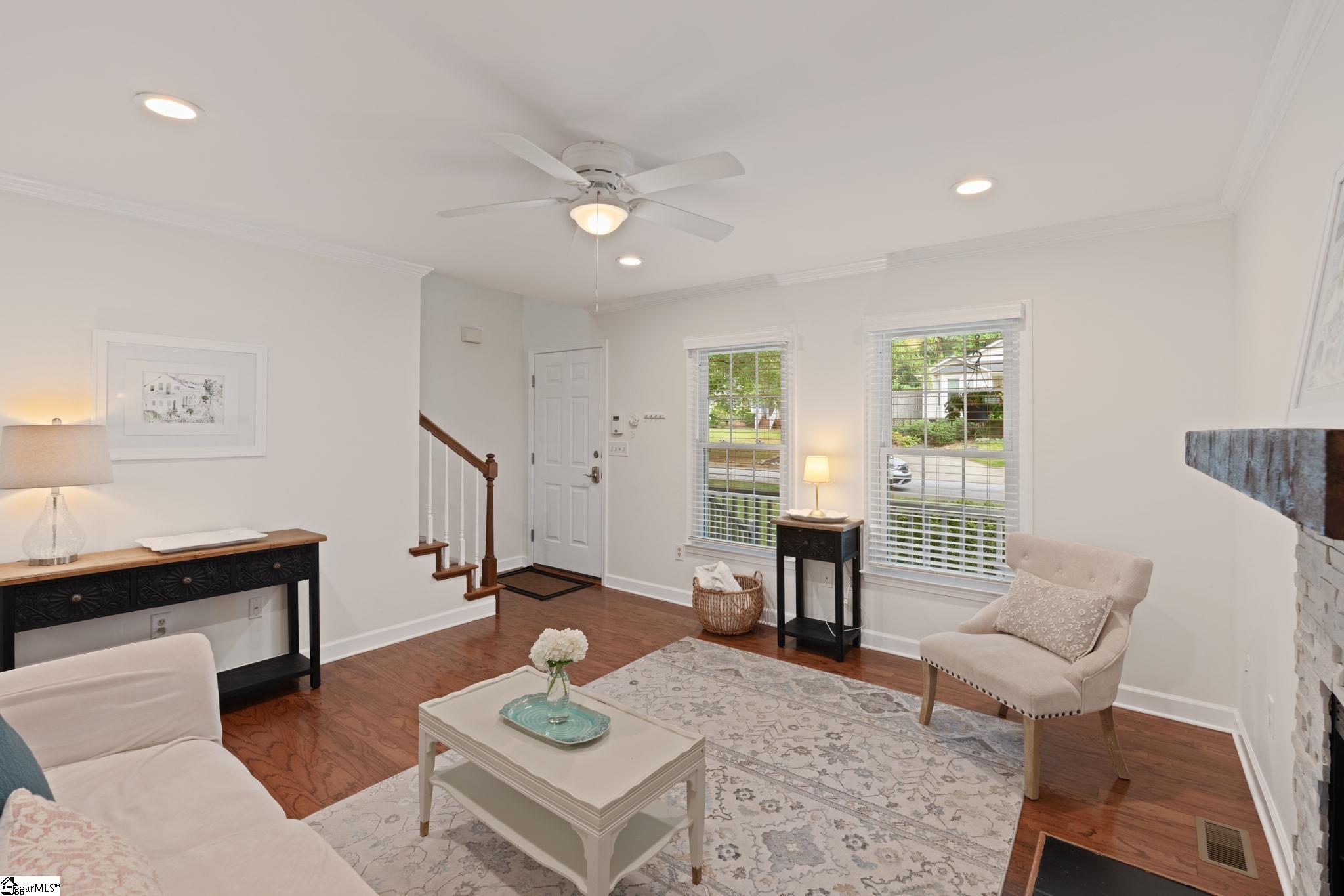 1031 Summit Drive Property Photo 11