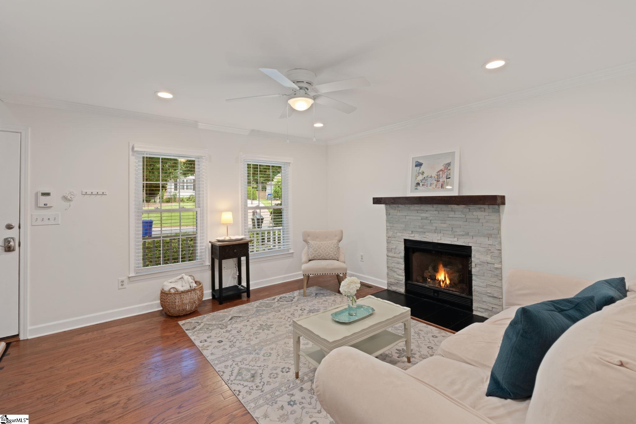 1031 Summit Drive Property Photo 12