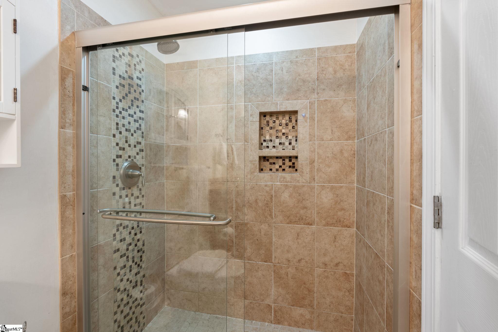 1031 Summit Drive Property Photo 24