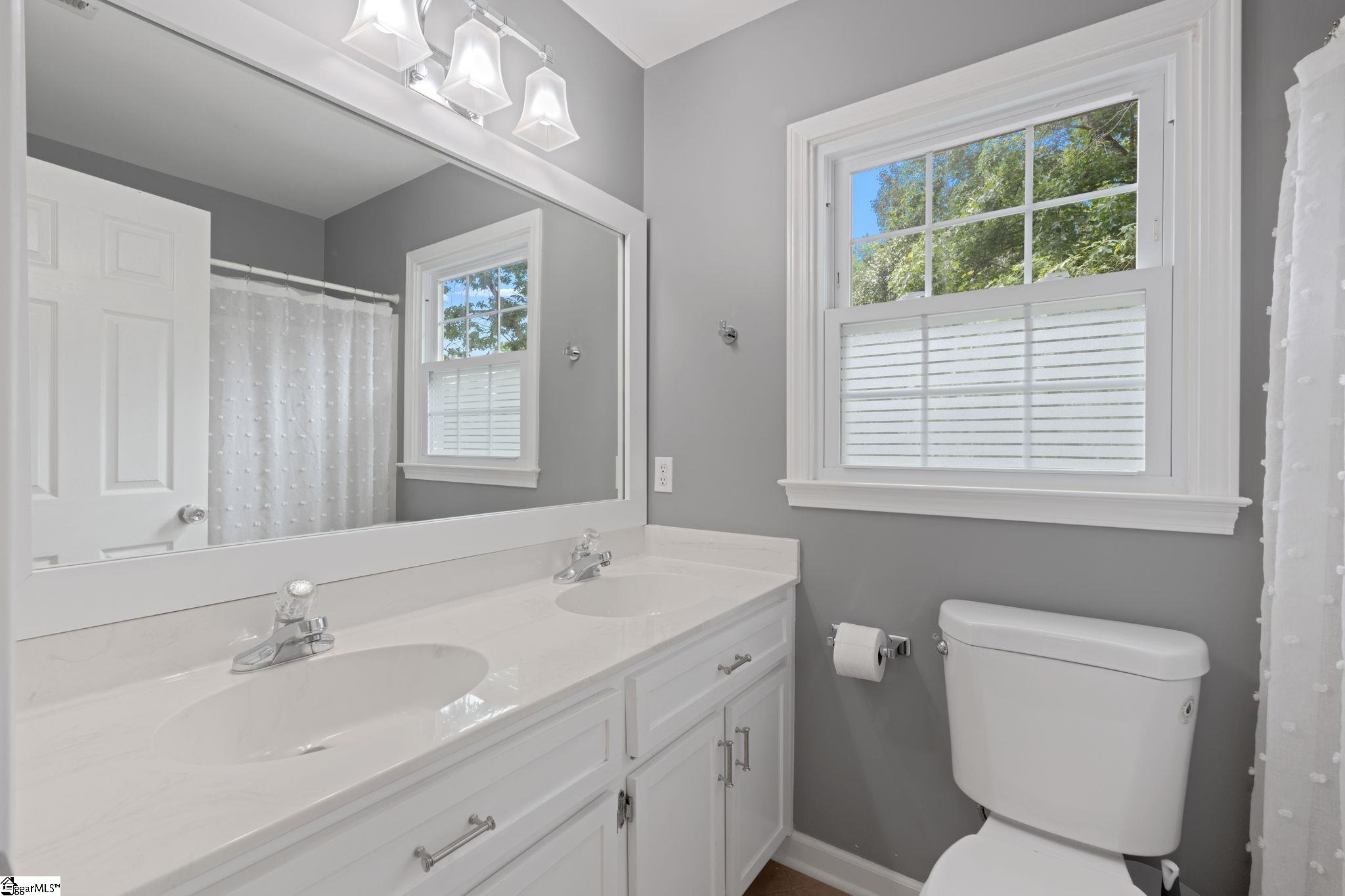 1031 Summit Drive Property Photo 30