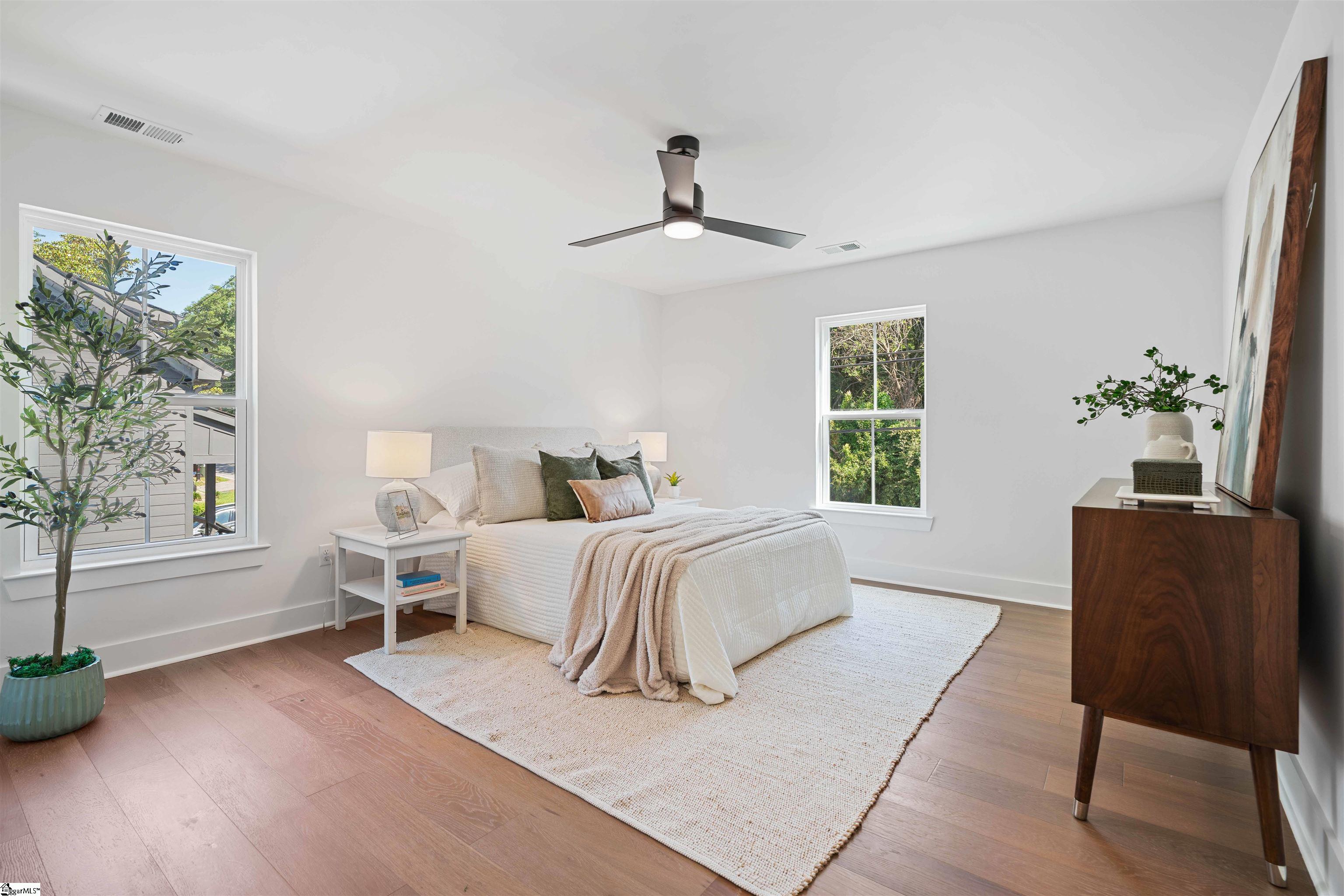 34 Lowndes Hill Road Property Photo 12