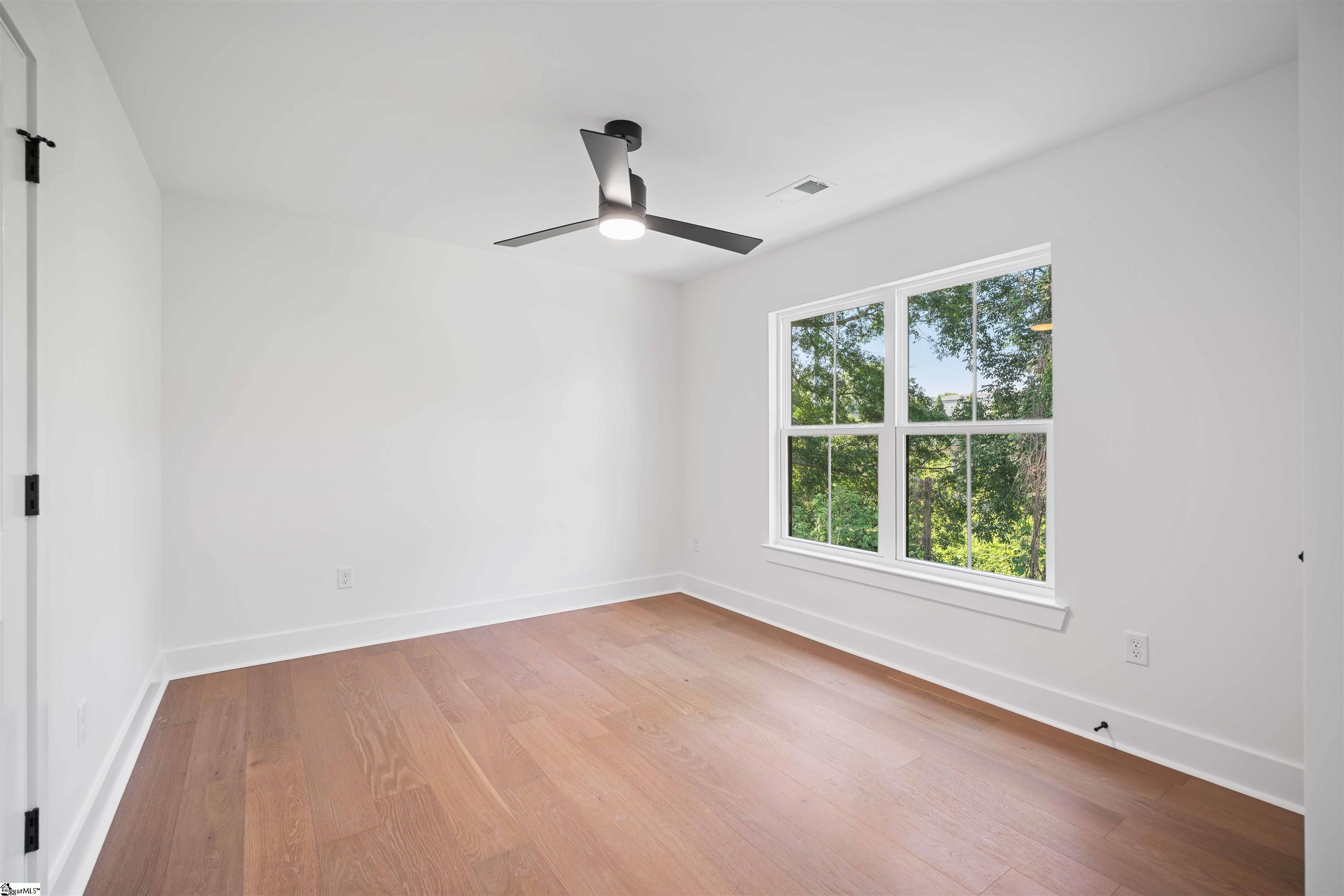 34 Lowndes Hill Road Property Photo 16