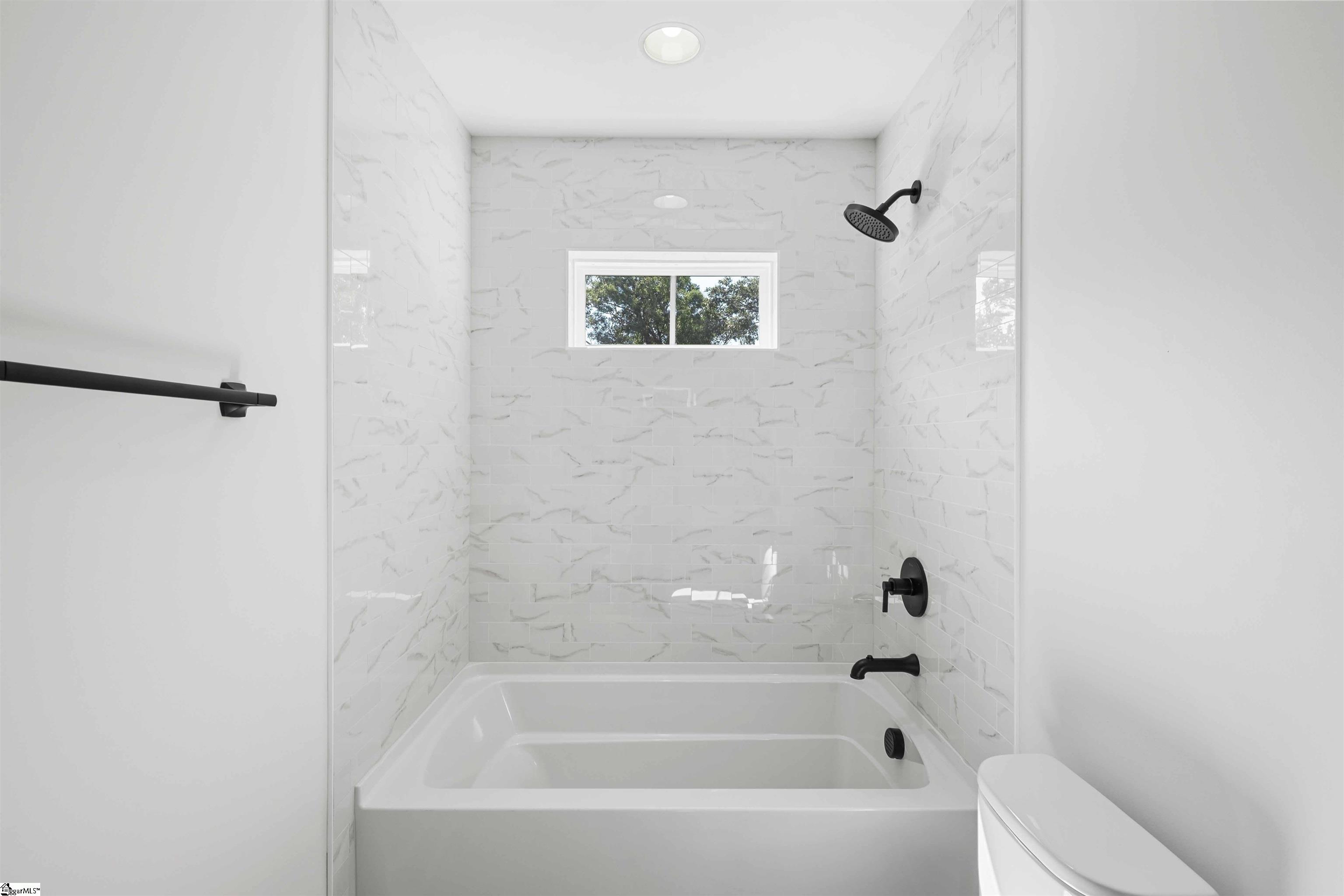 34 Lowndes Hill Road Property Photo 19