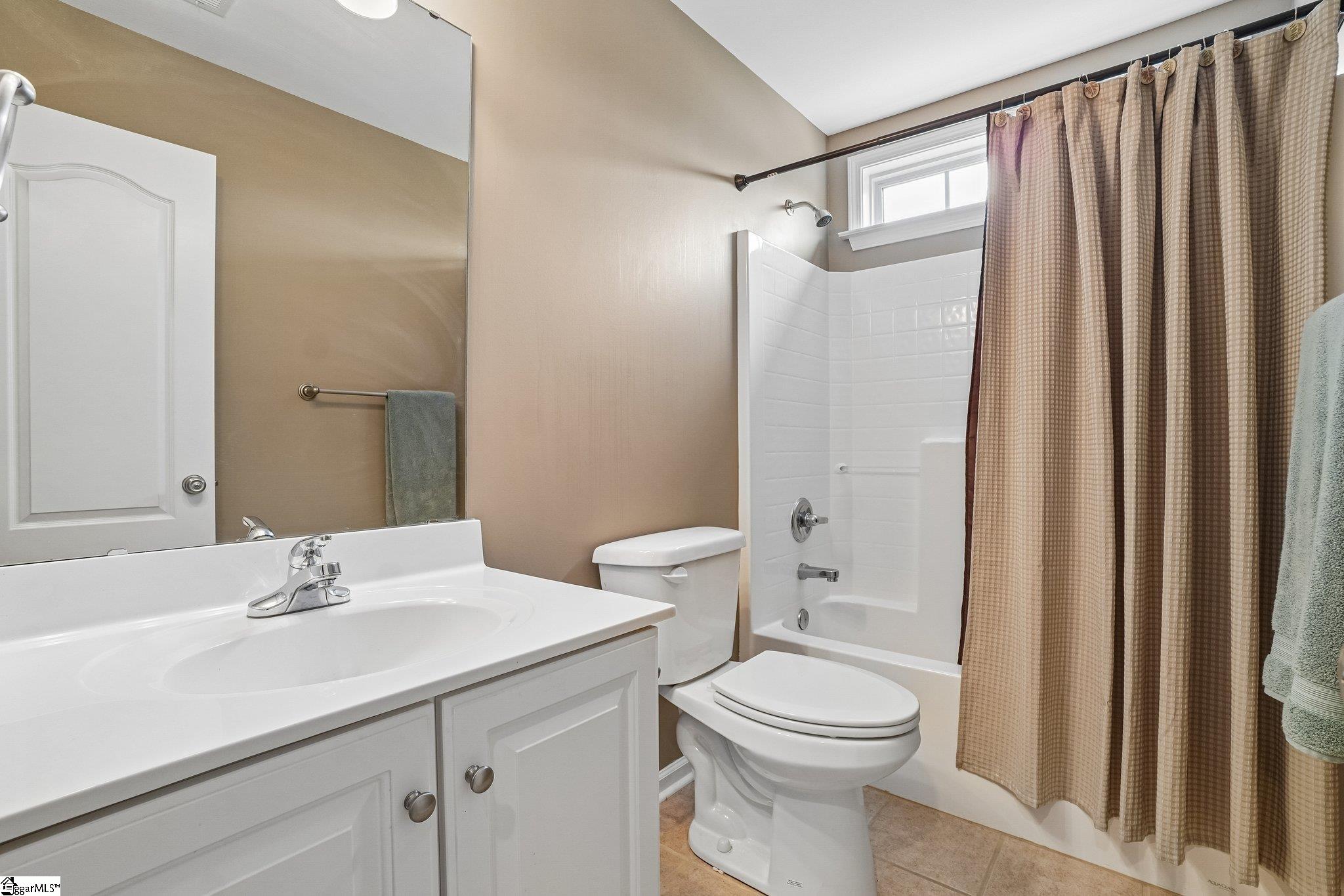 326 Crandall Way Property Photo 34