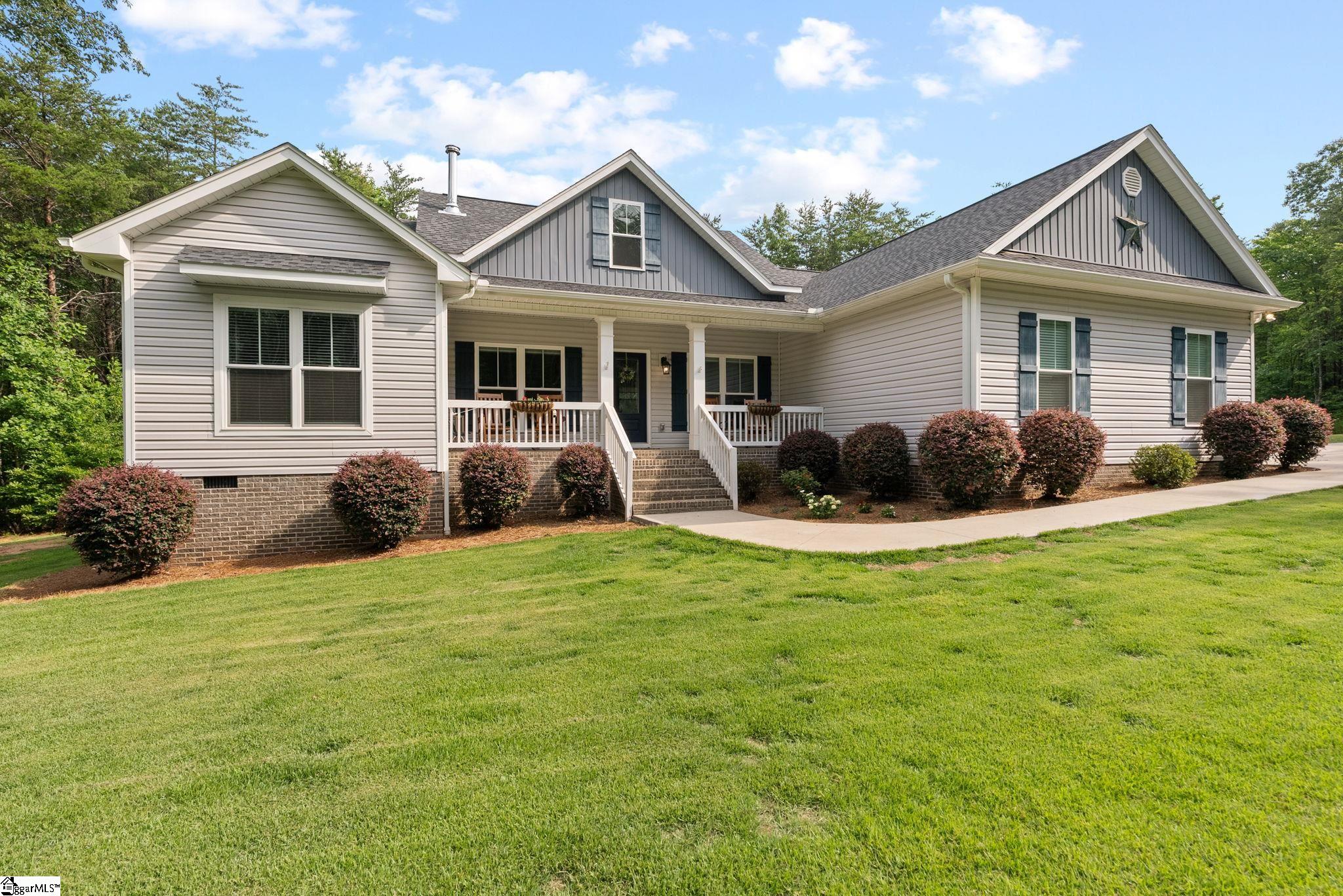 110 Gosnell Farmer Road Property Photo 2