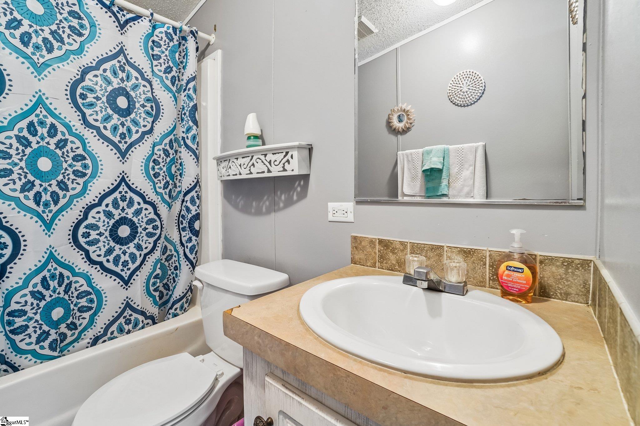 620 Courtland Way Property Photo 15
