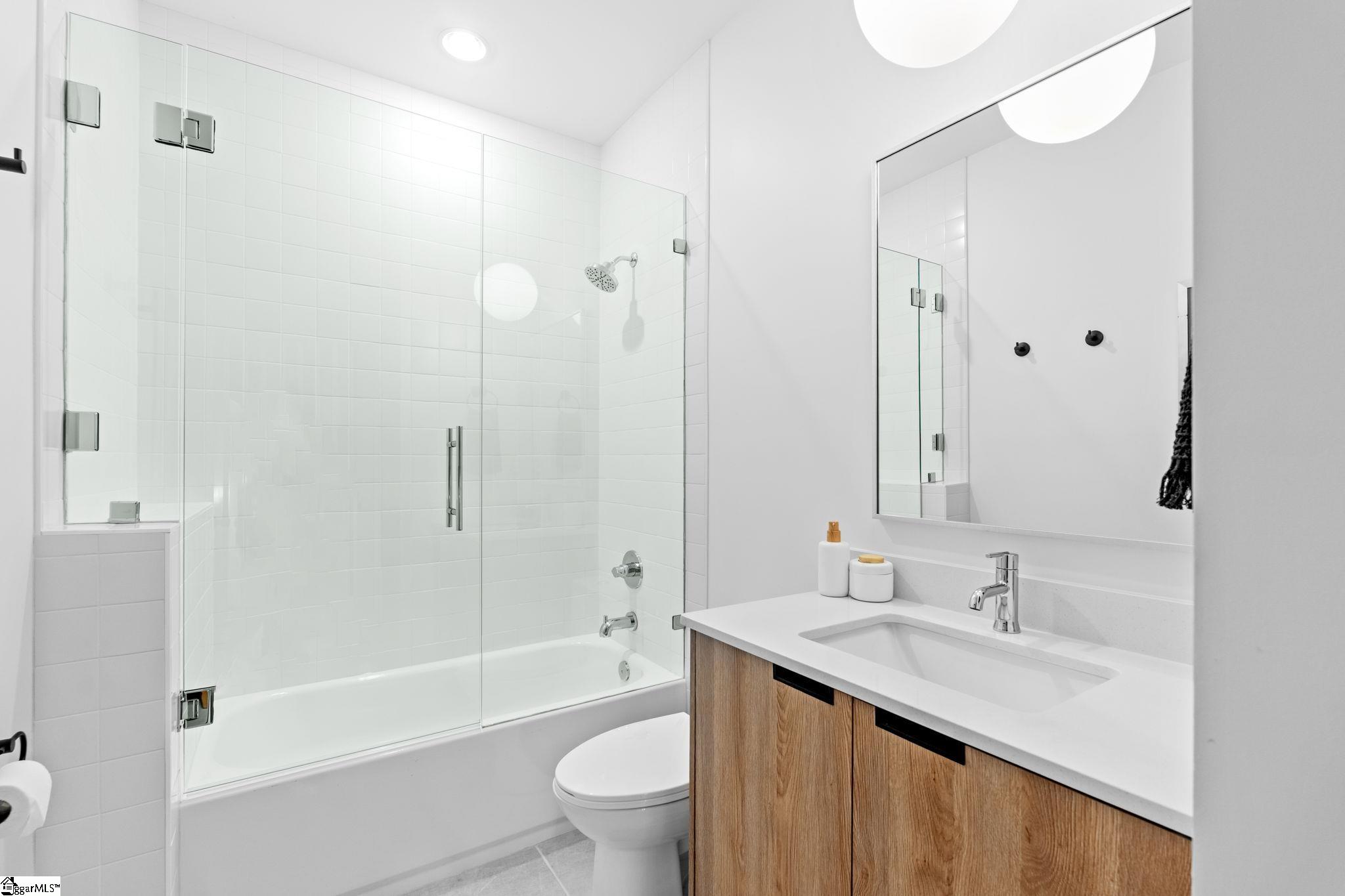 117 E Stone Avenue Property Photo 31