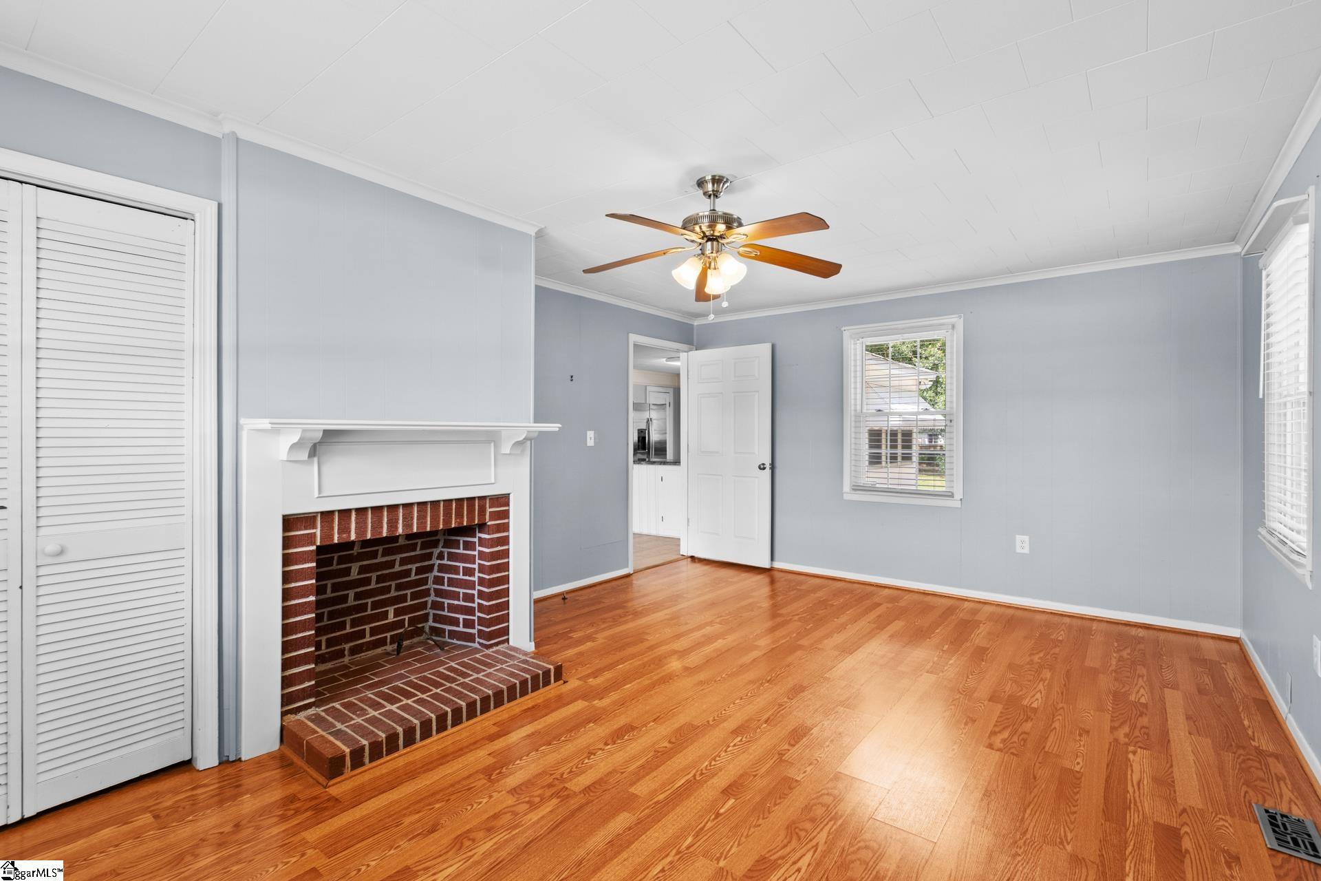 711 N Adair Street Property Photo 8