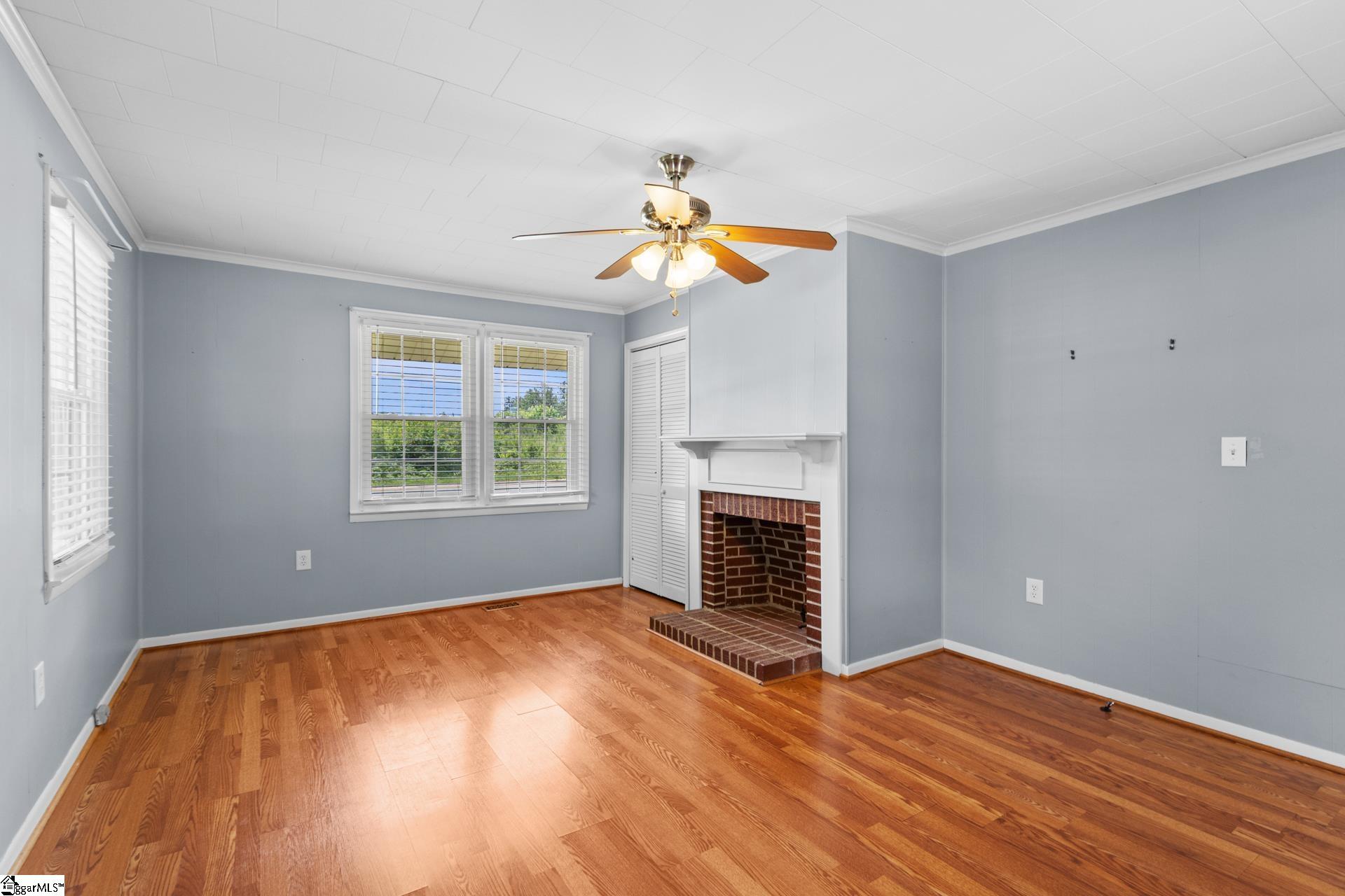 711 N Adair Street Property Photo 9
