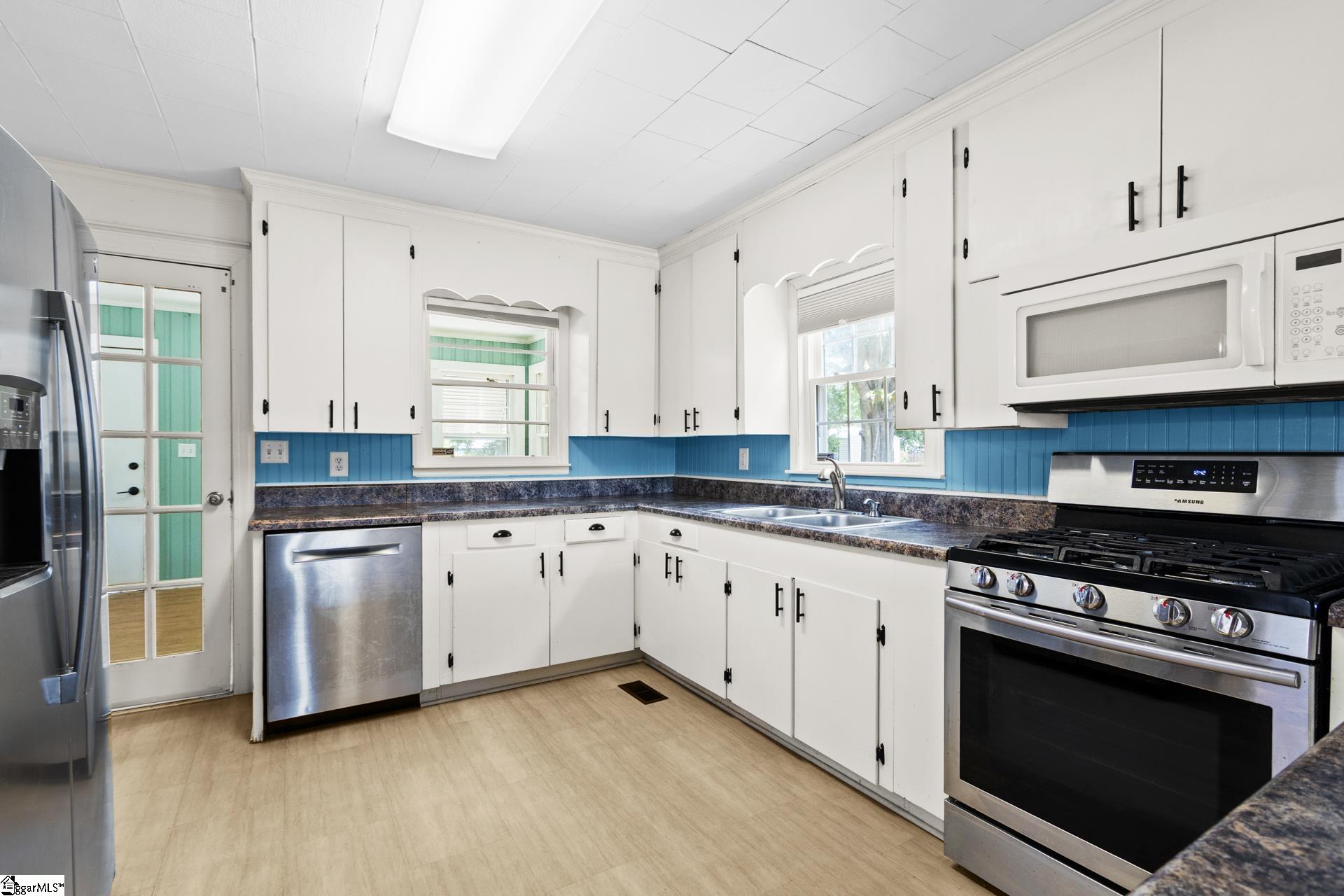 711 N Adair Street Property Photo 10