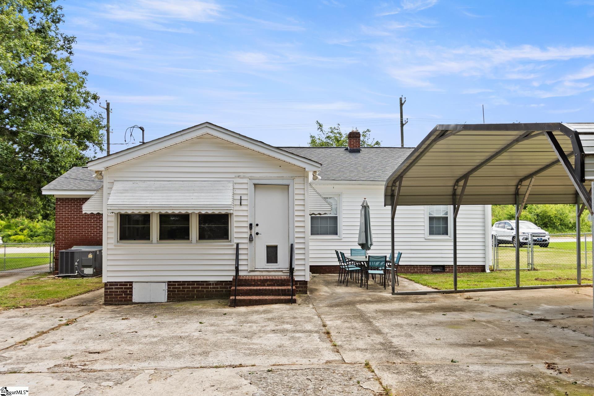 711 N Adair Street Property Photo 33