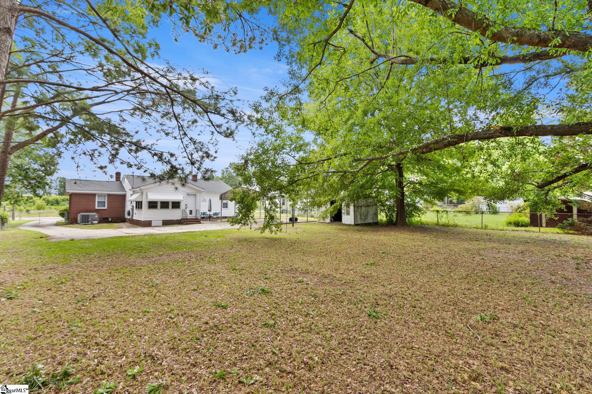 711 N Adair Street Property Photo 34