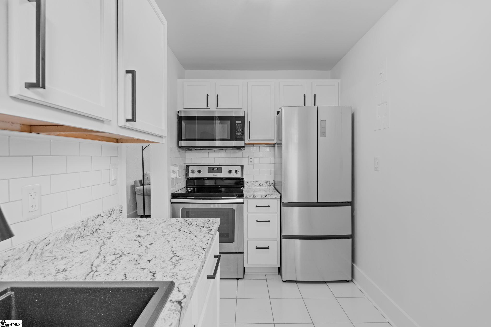 100 Lewis Drive Property Photo 16