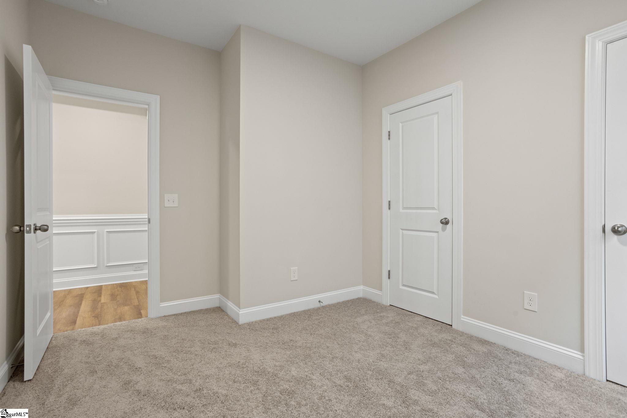 1120 Stable Way Property Photo 9