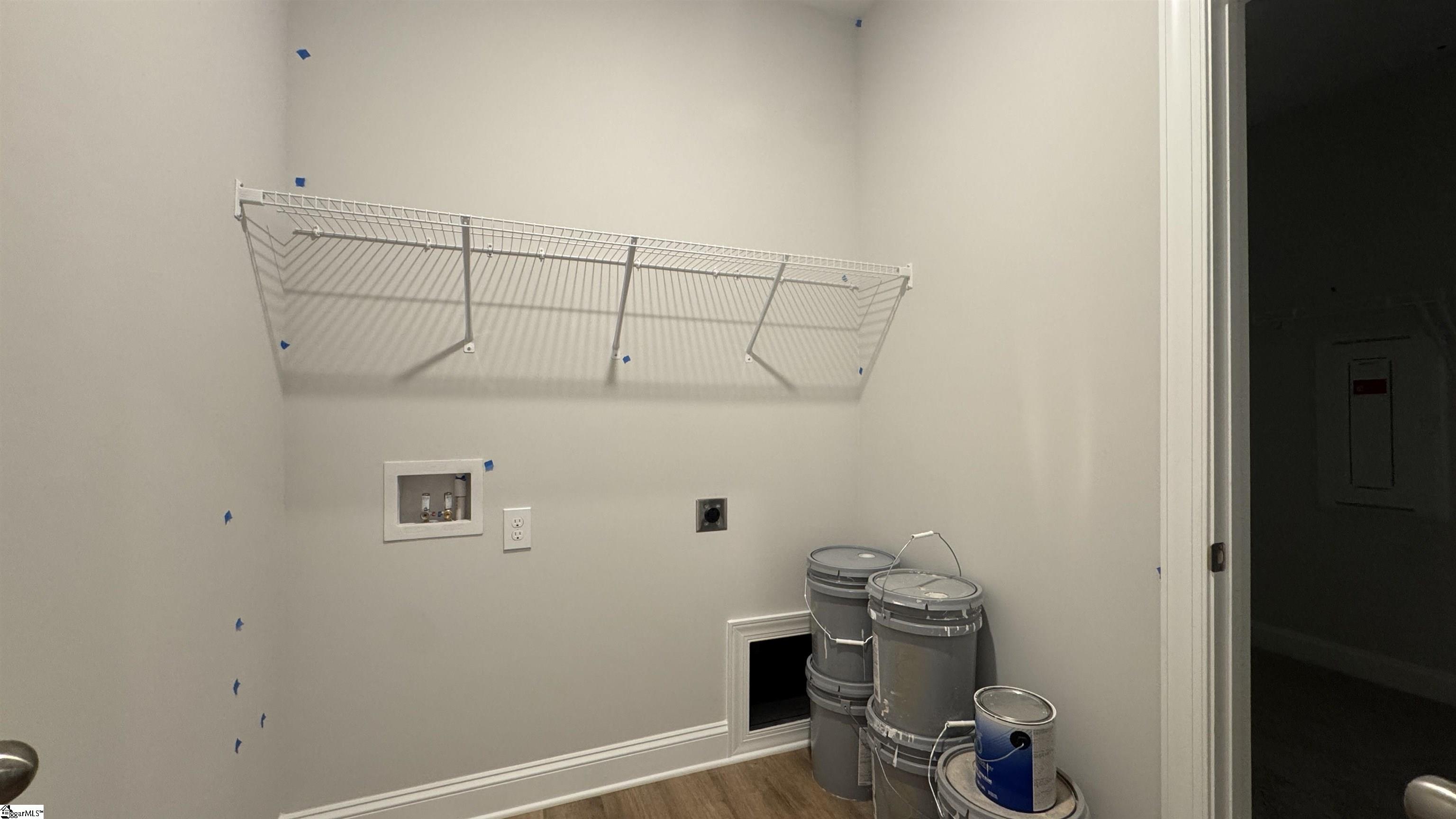 1120 Stable Way Property Photo 11