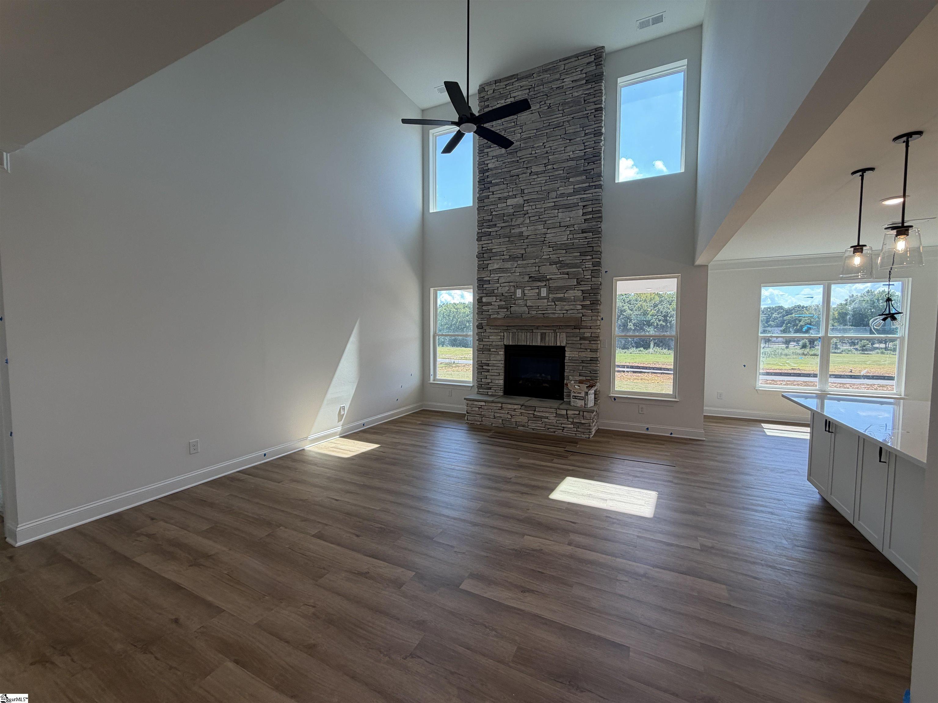 408 Ladybug Lane Property Photo 4