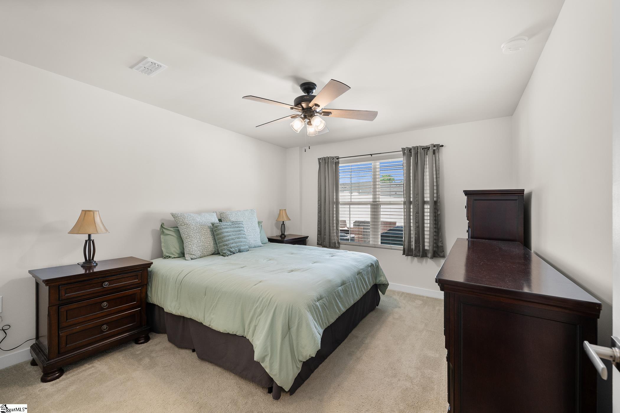 607 Cresslyn Court Property Photo 17
