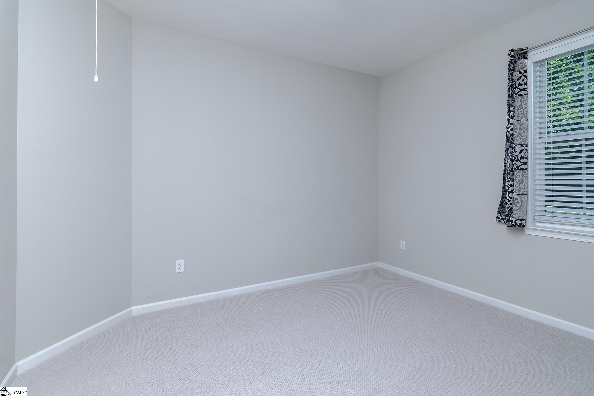 100 Daystrom Drive Property Photo 19