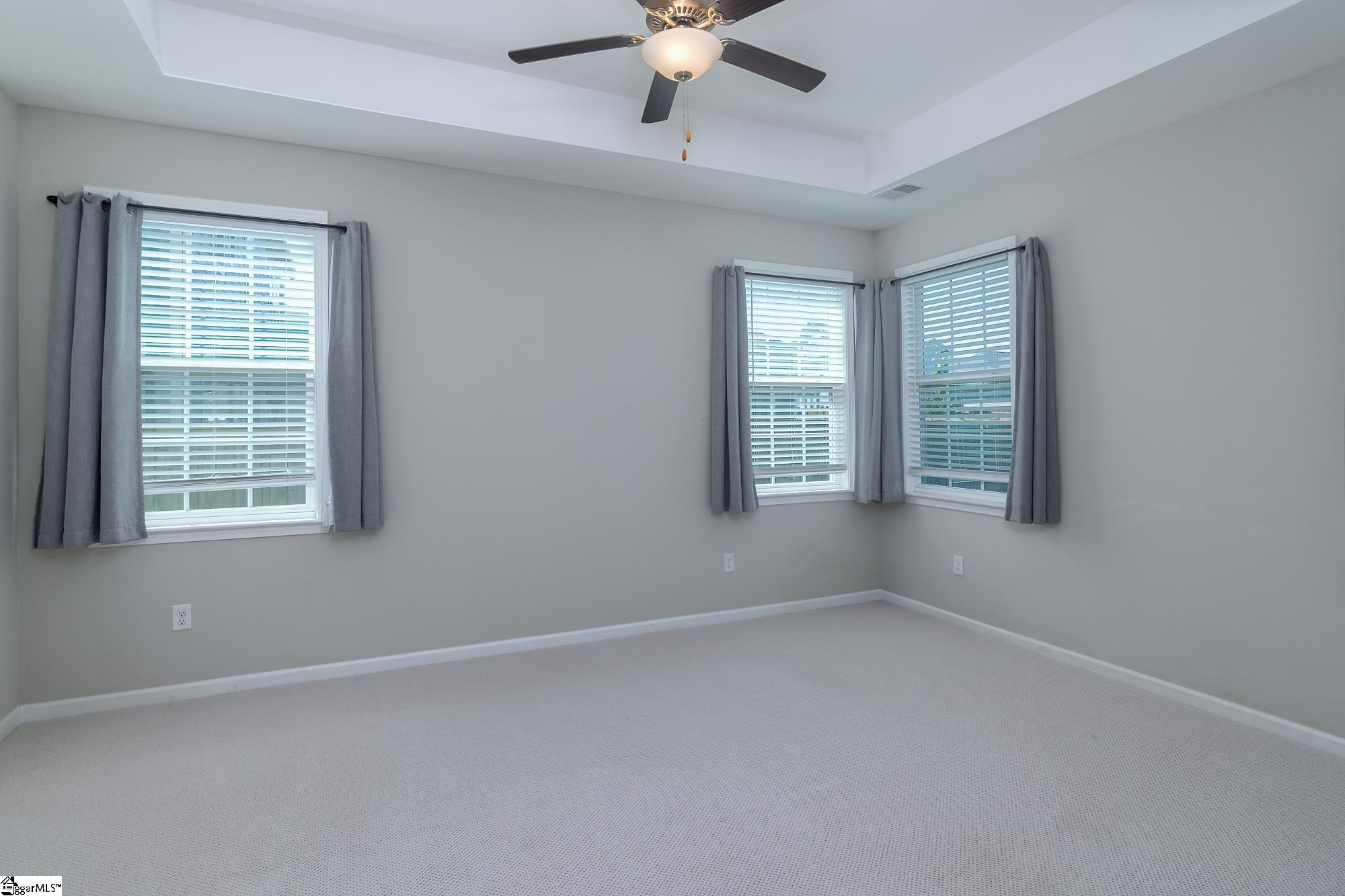 100 Daystrom Drive Property Photo 34