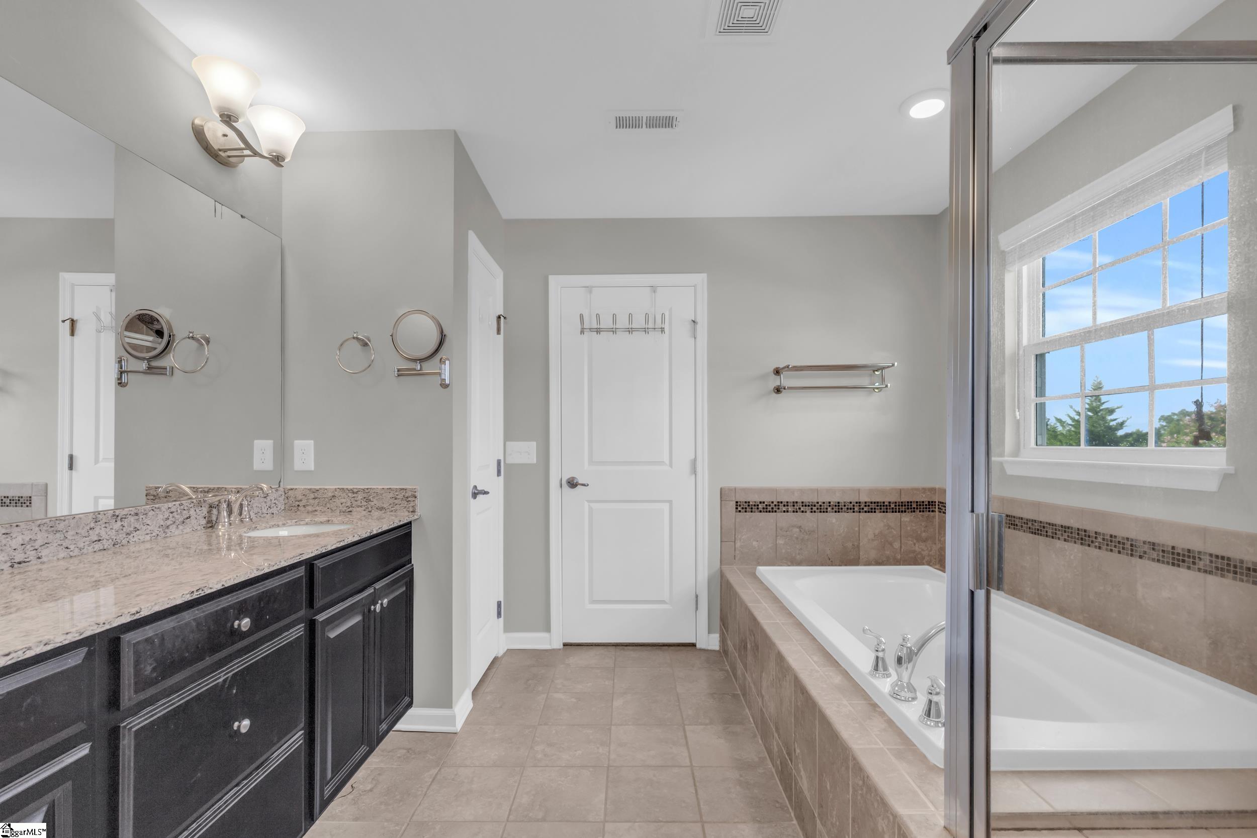 34 Barlow Court Property Photo 19
