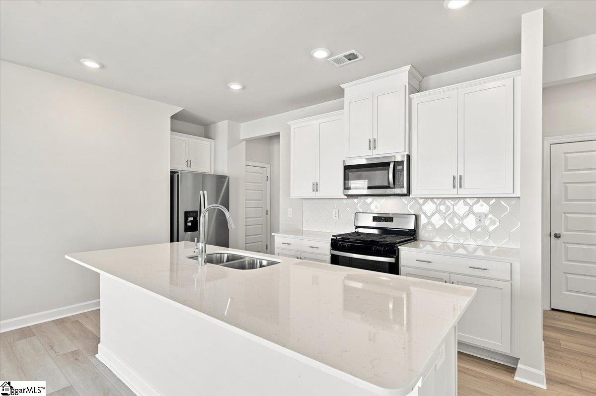 431 Upland Water Court Property Photo 8