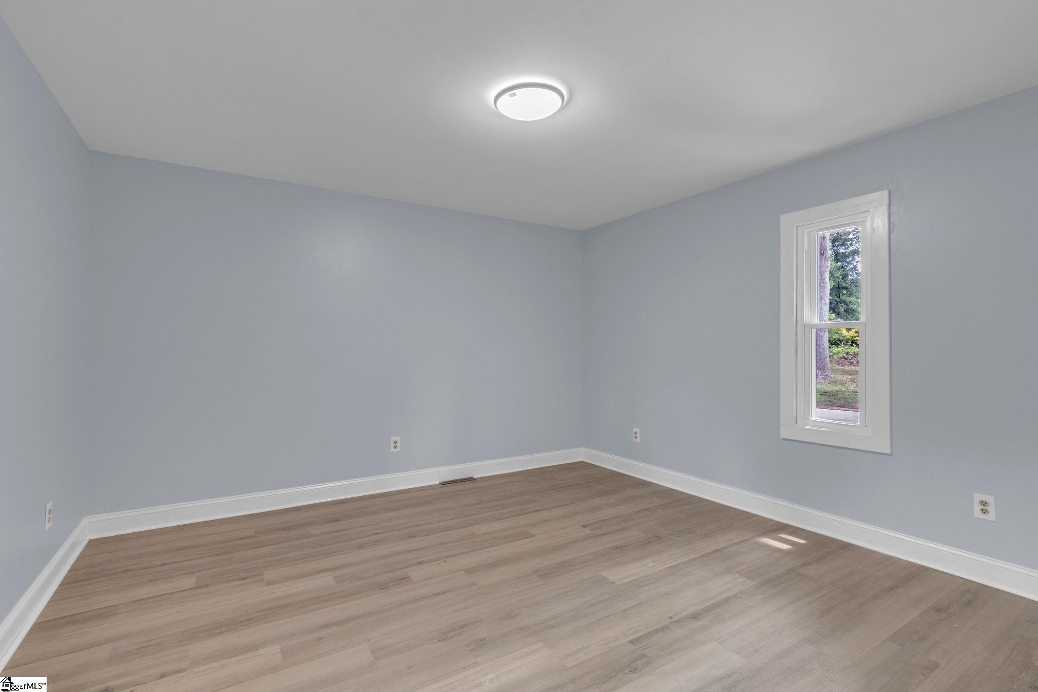 101 Cedar Lane Property Photo 13