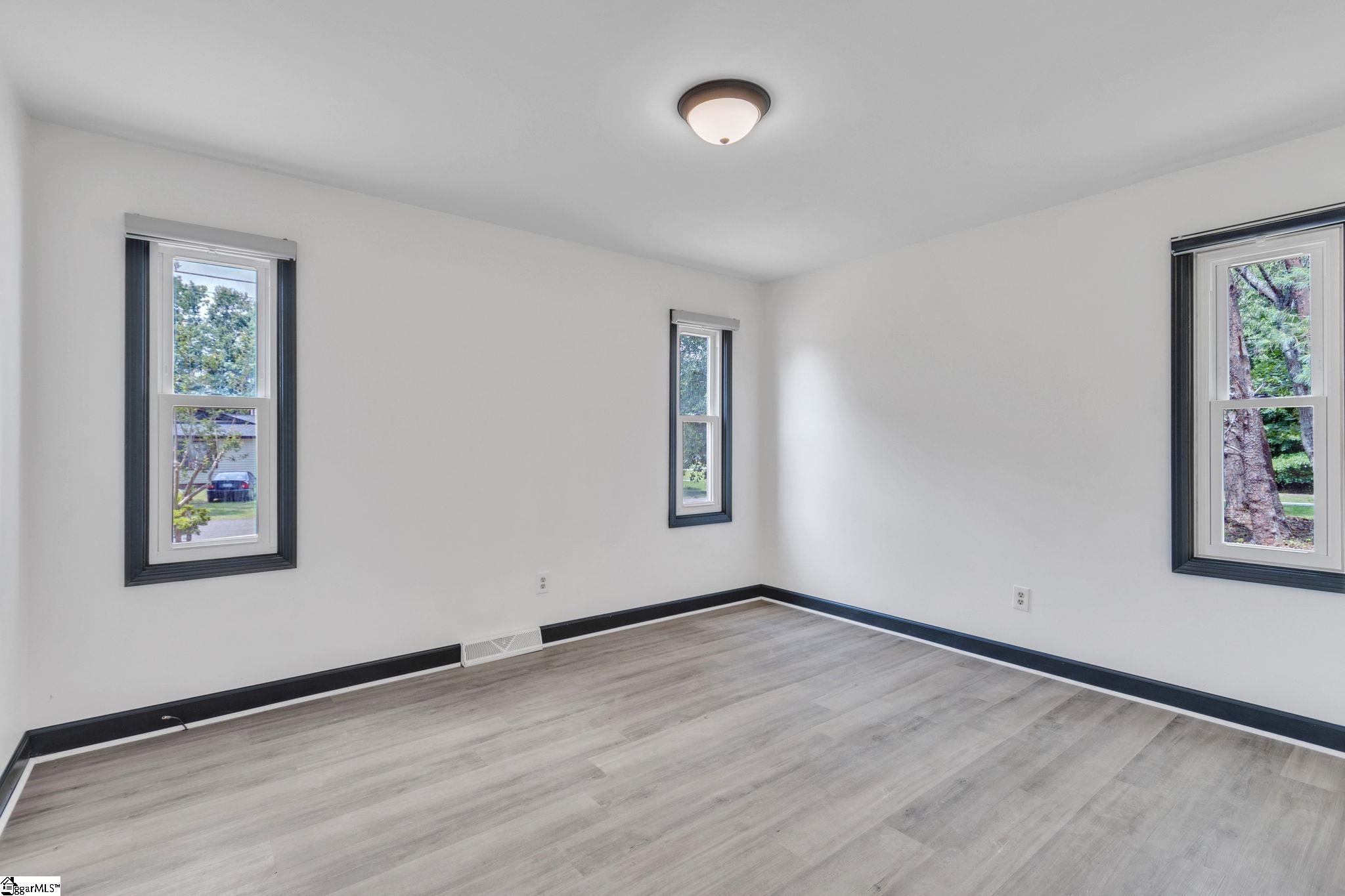101 Cedar Lane Property Photo 19