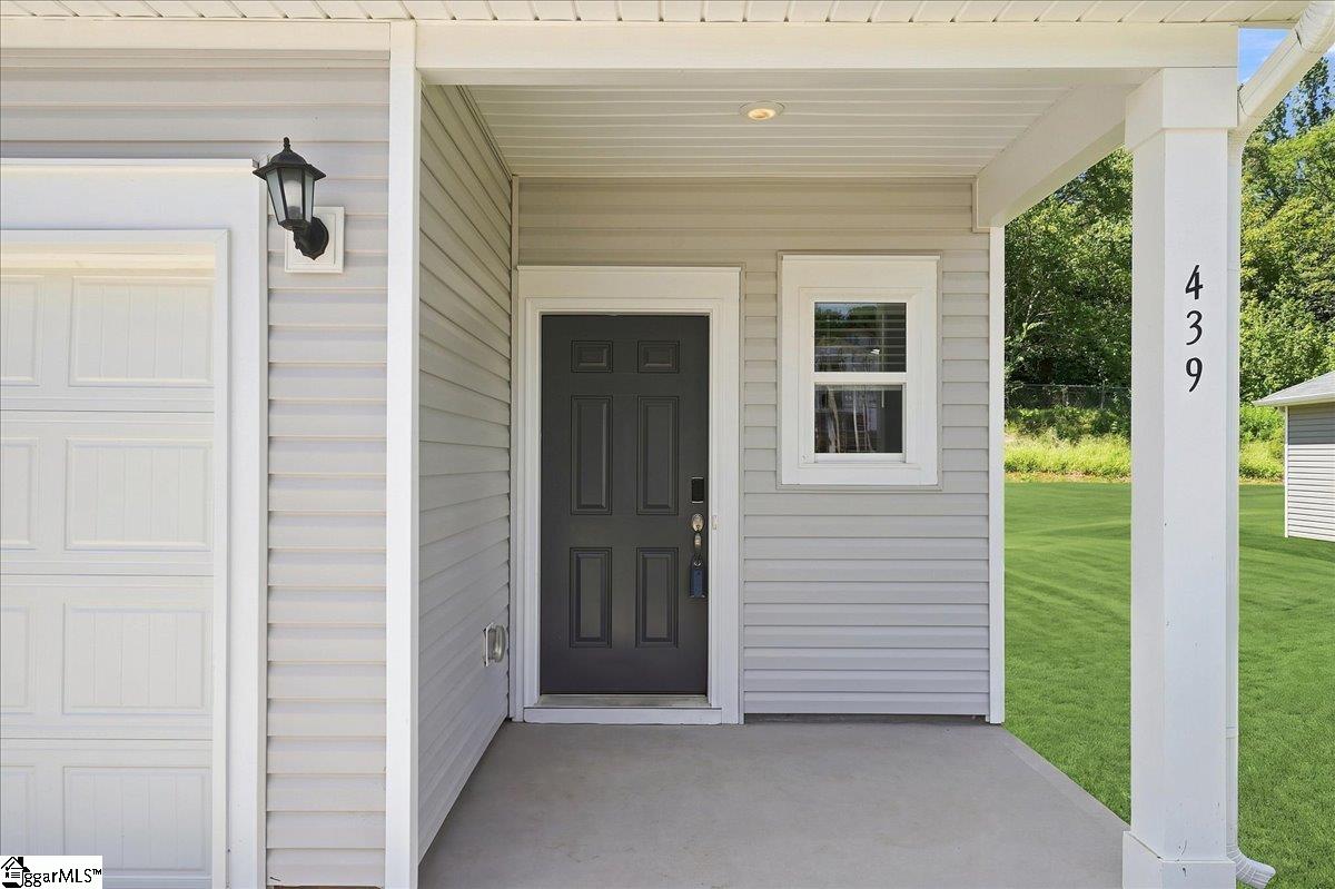439 Upland Water Court Property Photo 3