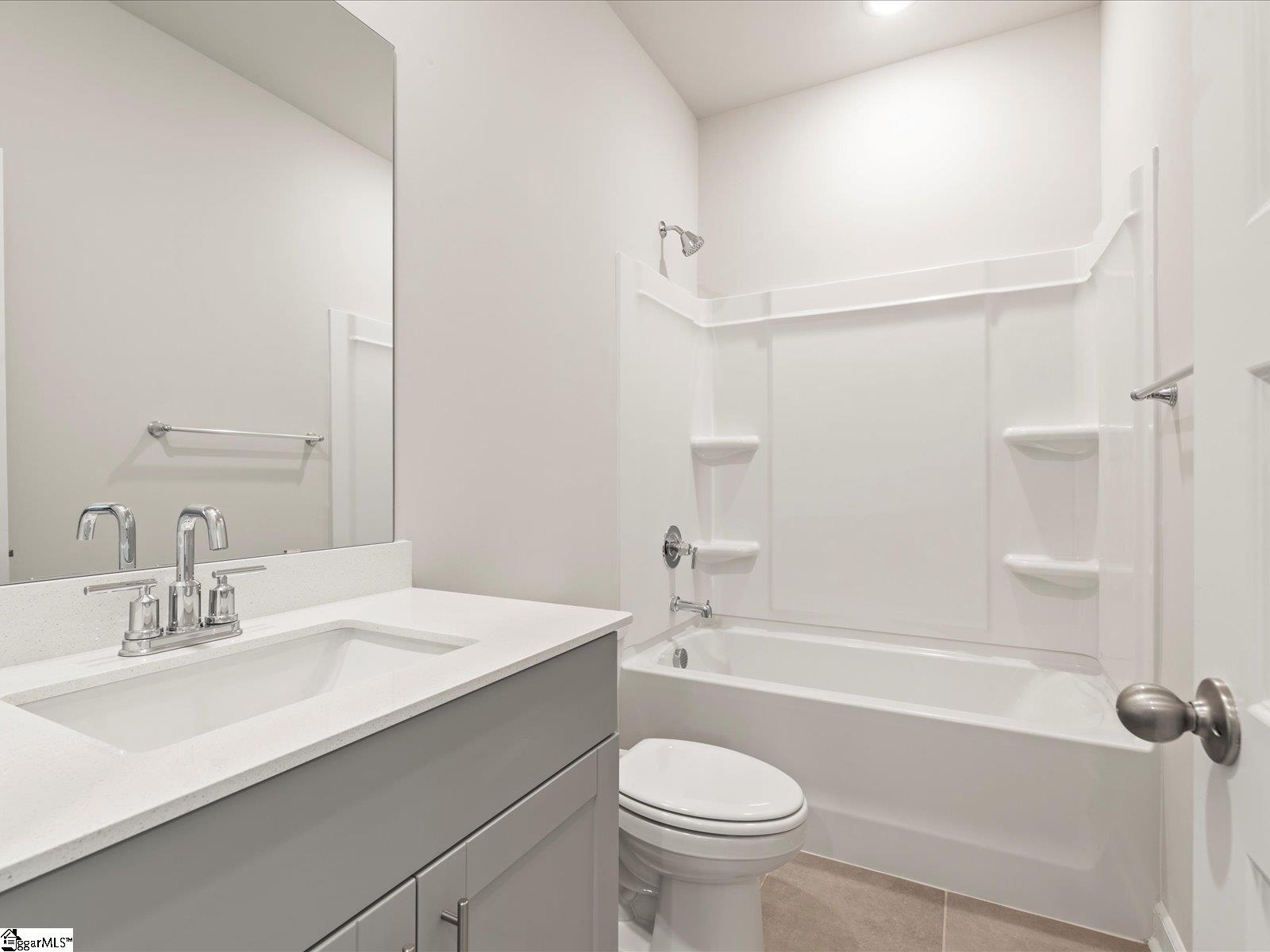 927 Rising Oak Court Property Photo 7