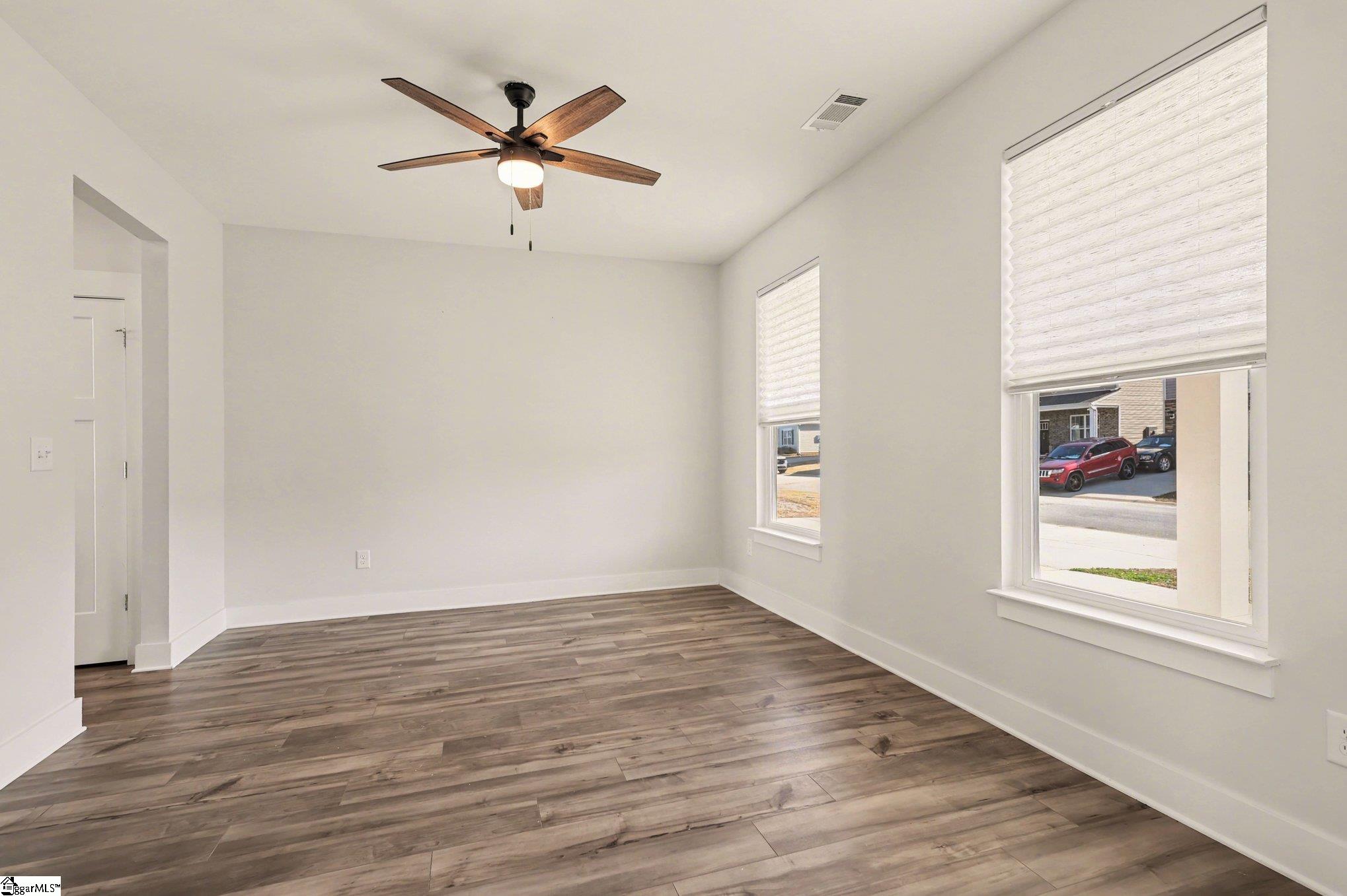 513 Fenwick Drive Property Photo 33