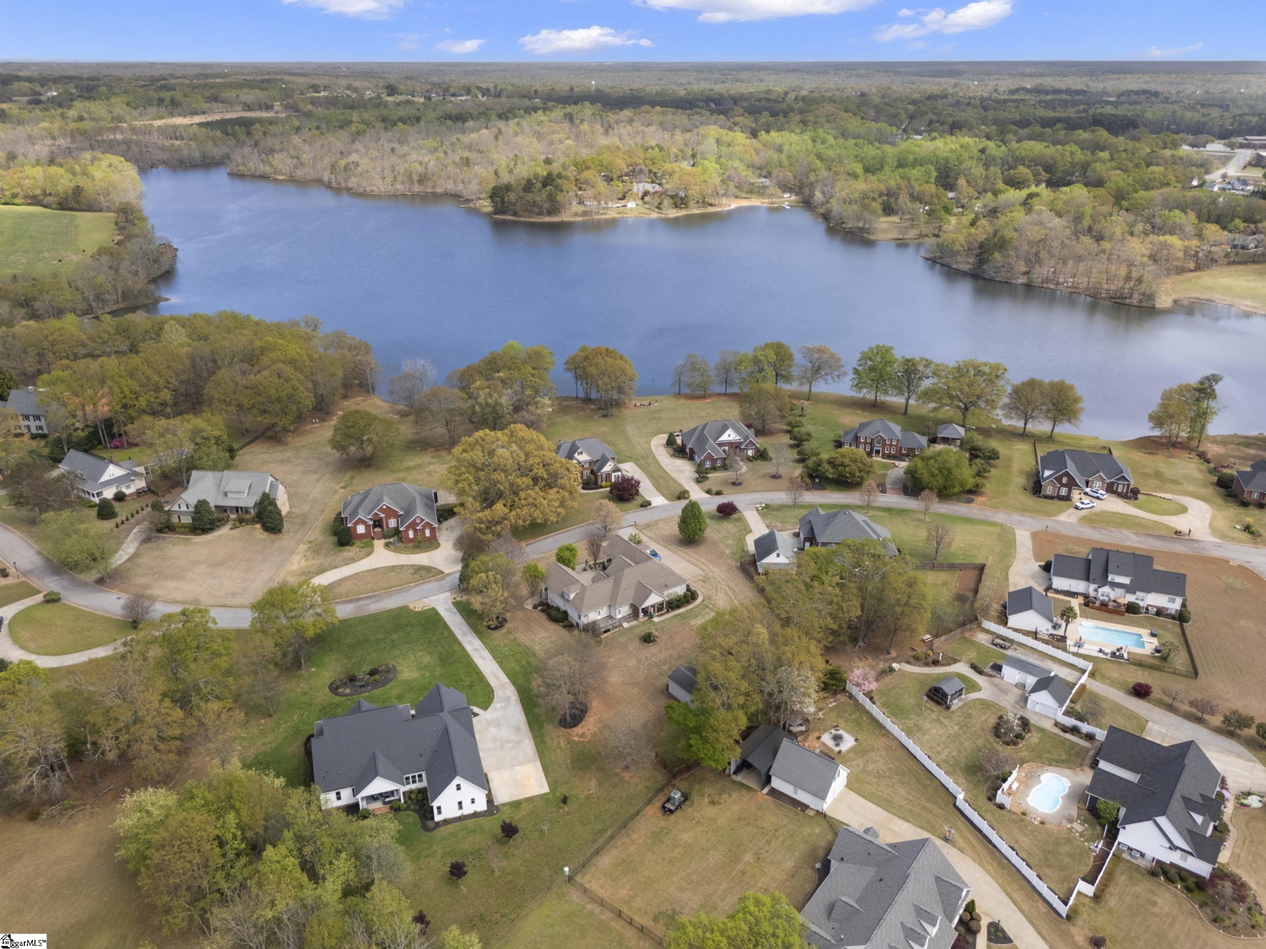 209 Waterfront Drive Property Photo 2