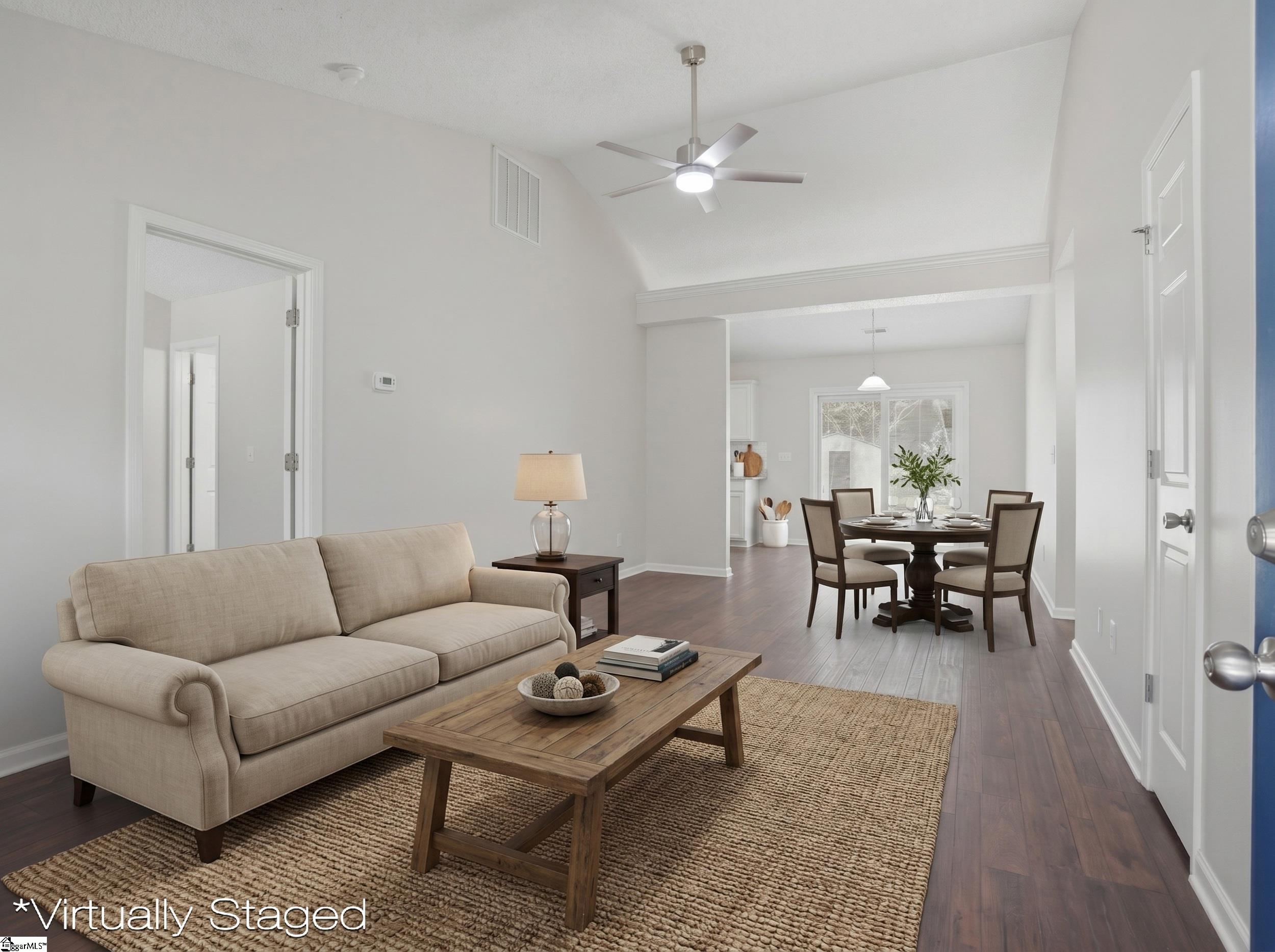 1378 Pampas Circle Property Photo 4