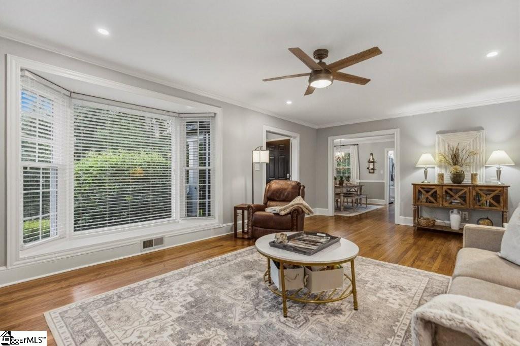 115 Brookside Way Property Photo 8