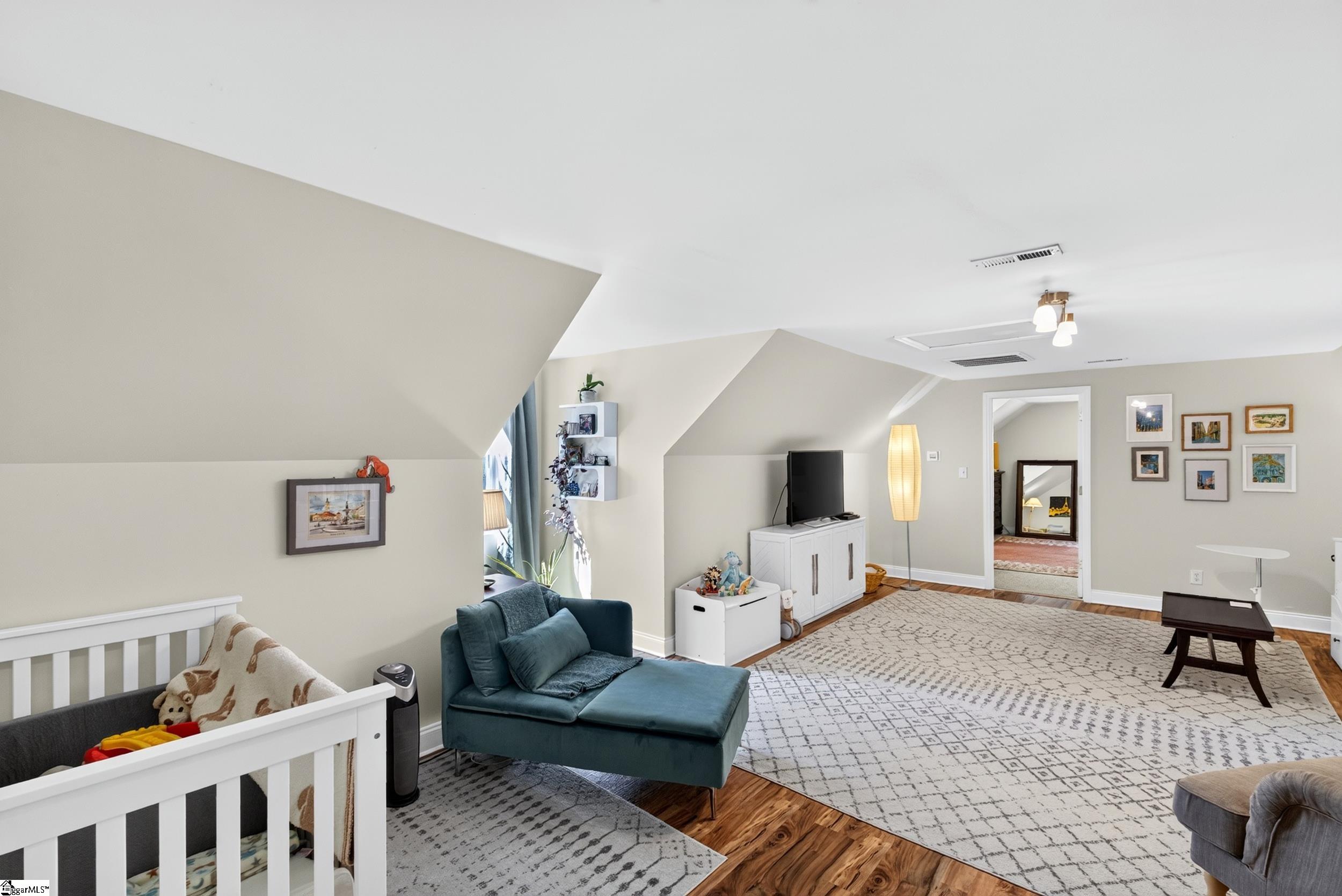 208 Valley Road Property Photo 36