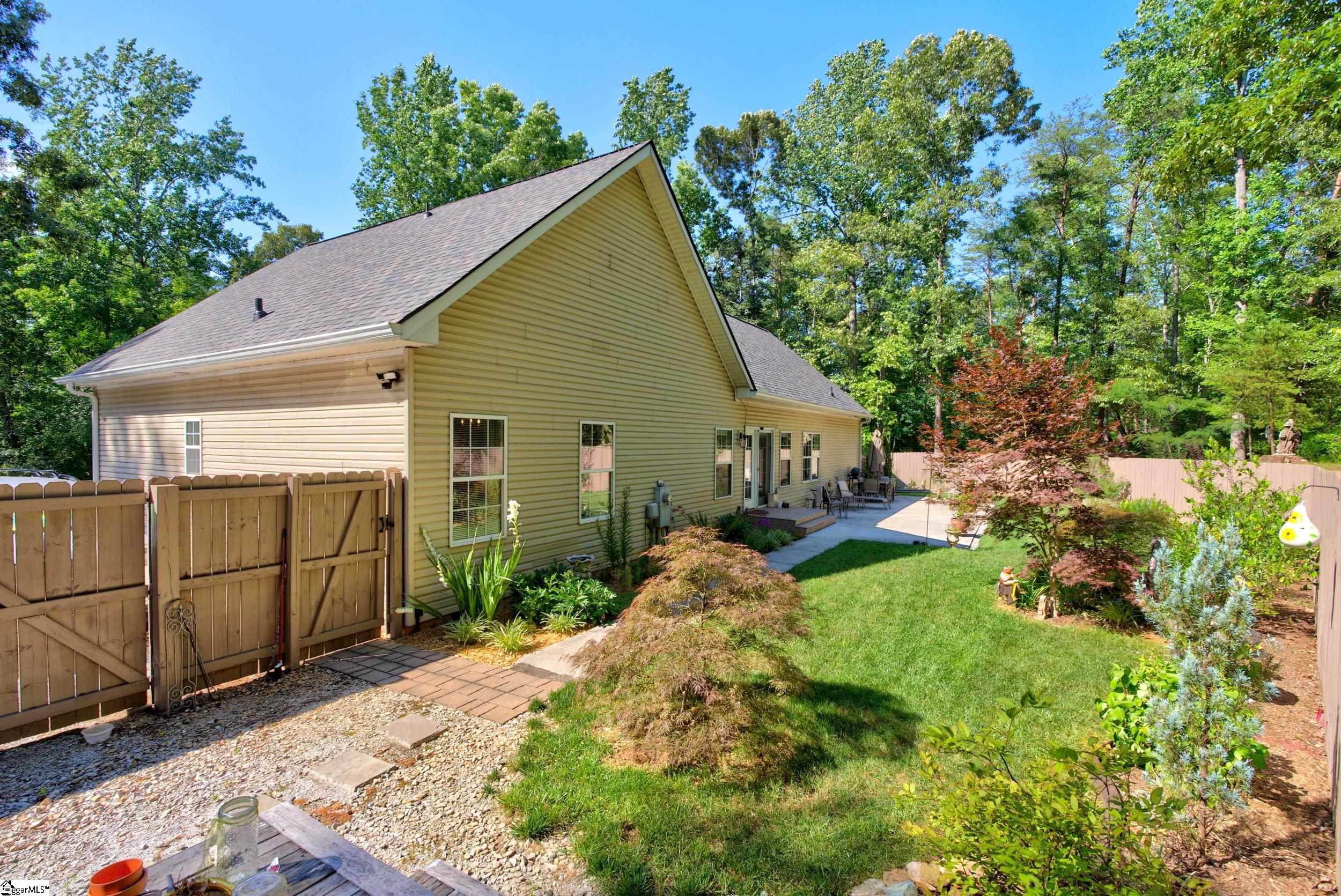 208 Valley Road Property Photo 44