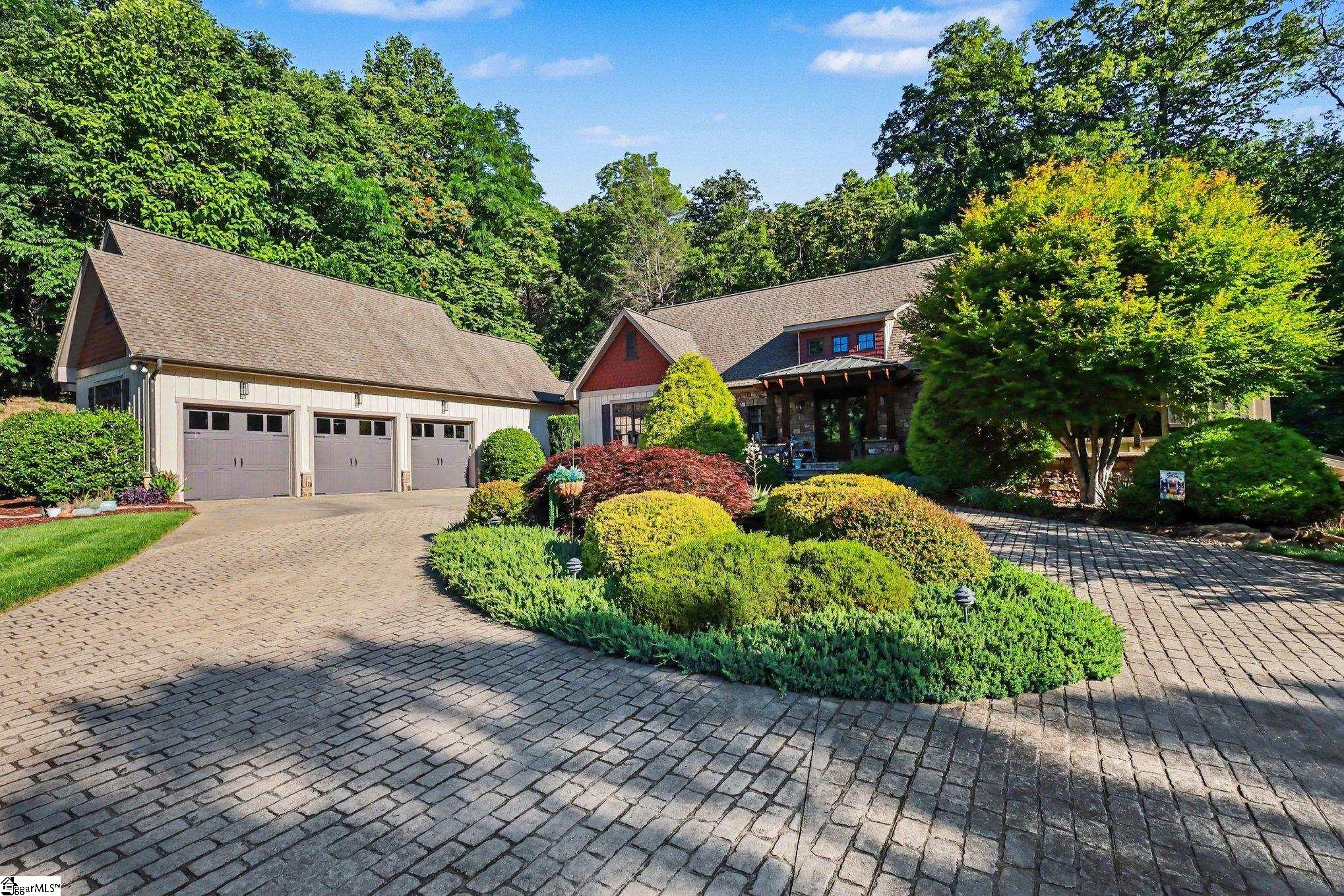 2554 Deep Gap Farm Road Property Photo 1